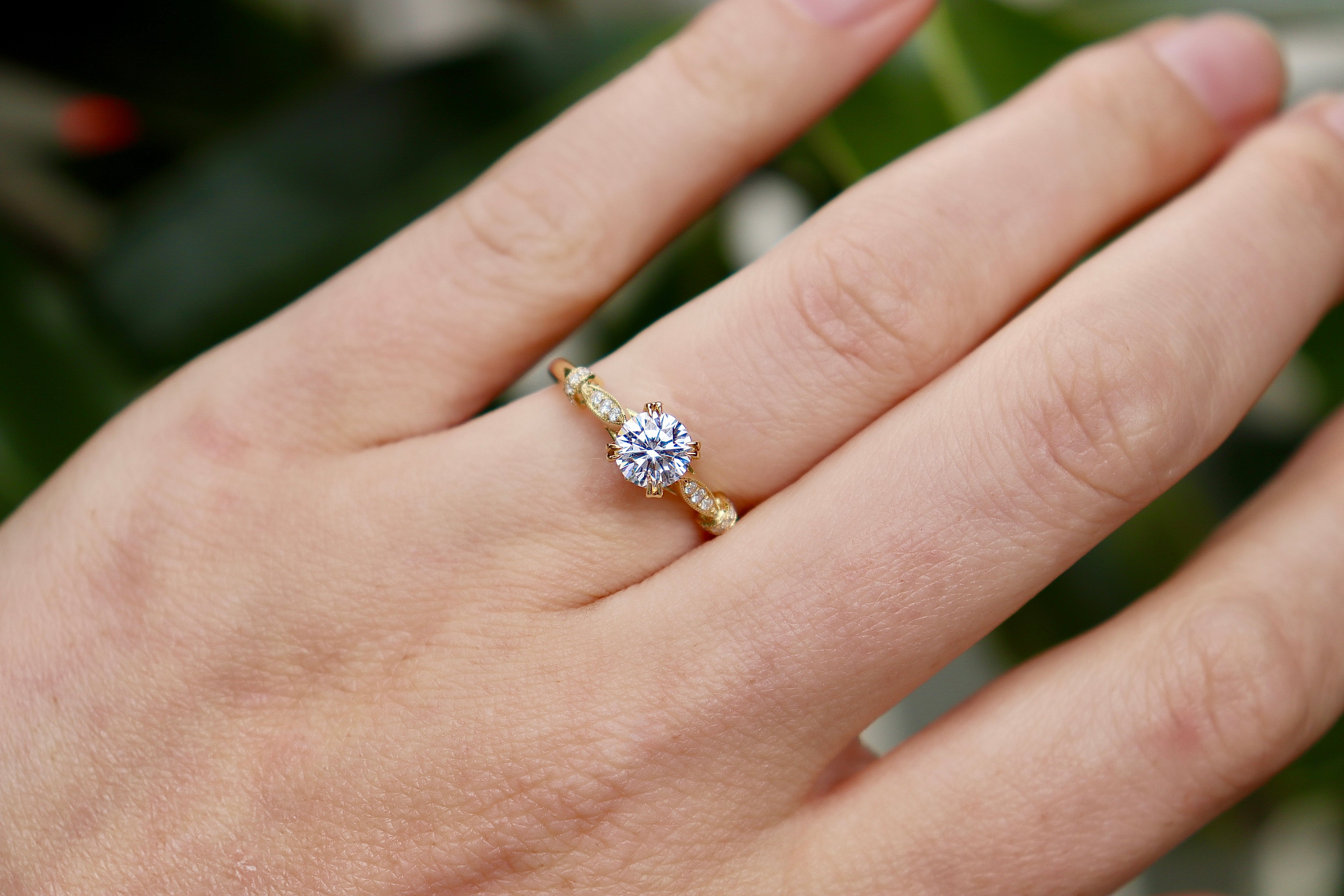 18ct Yellow Gold Vintage Style Diamond Solitaire Ring