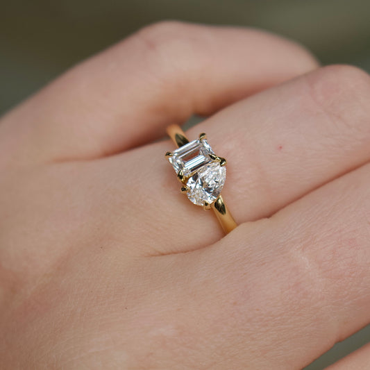 18ct Yellow Gold Emerald and Pear Cut Moi Et Toi Ring