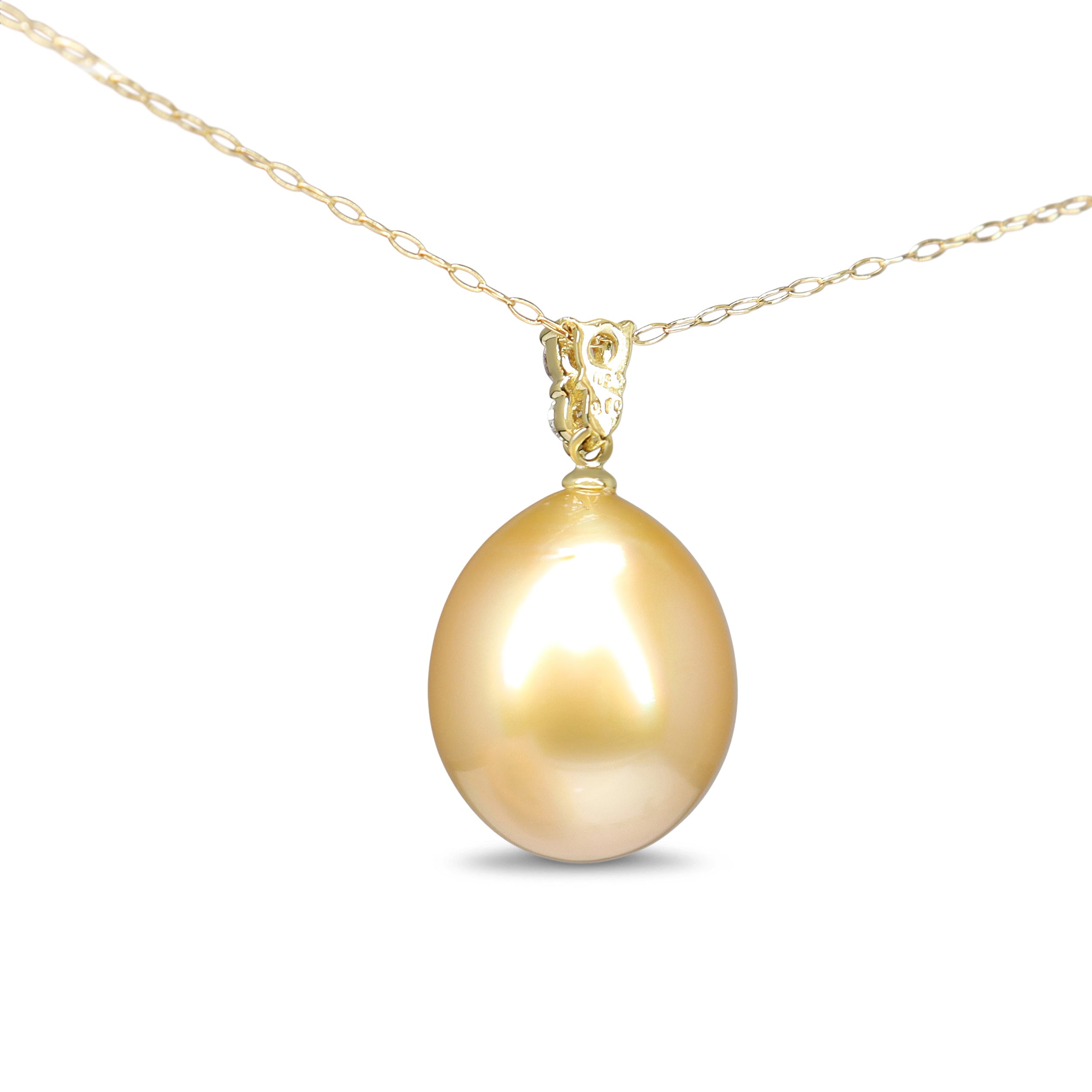 18ct Yellow Gold Diamond and 12mm Golden South Sea Pearl Necklace