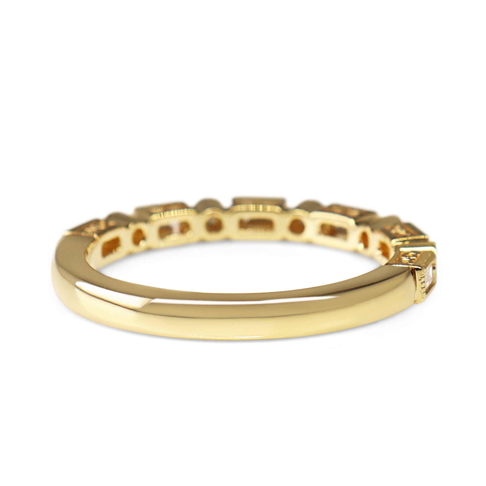18ct Yellow Gold Deco Style Diamond Band