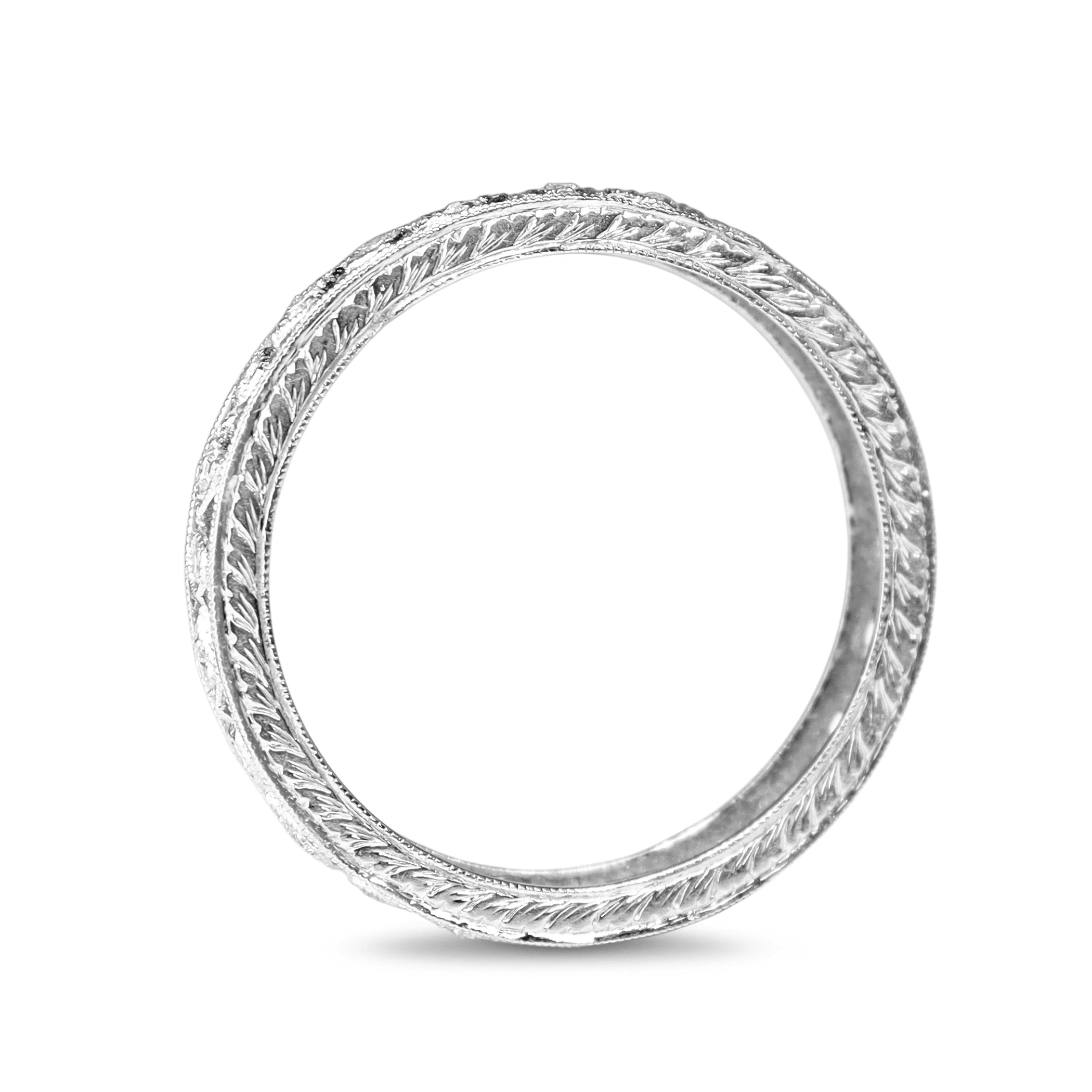 18ct White Gold Vintage Style Pierced Out Diamond Band Ring