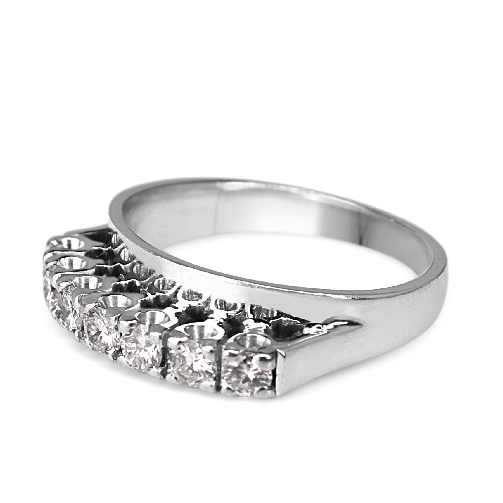 18ct White Gold and Platinum 7 Stone Diamond Ring