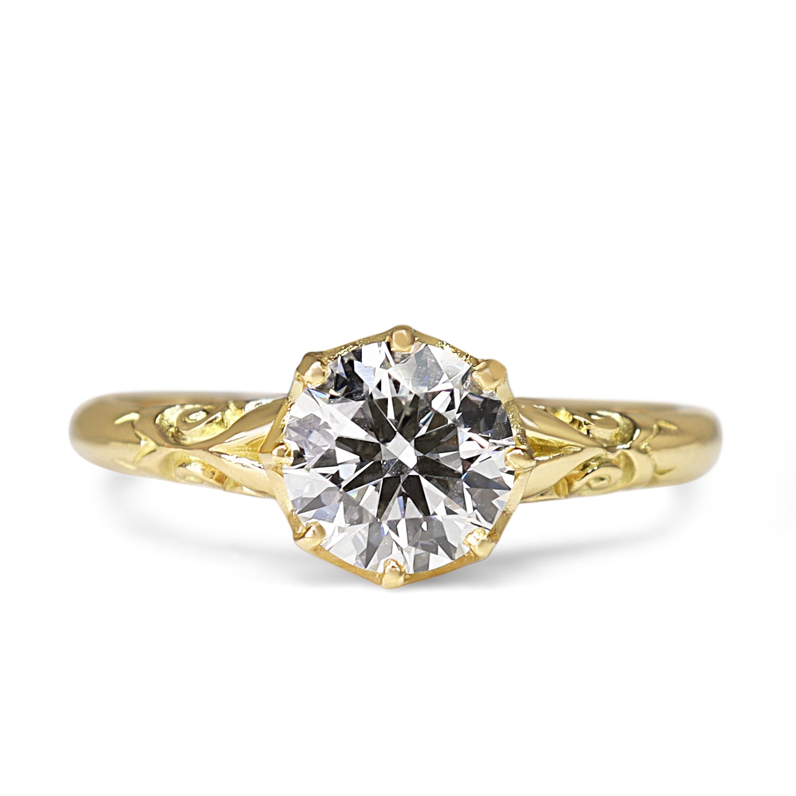 18ct Yellow Gold Antique Style Lab Grown Diamond 1.02ct Solitaire Ring