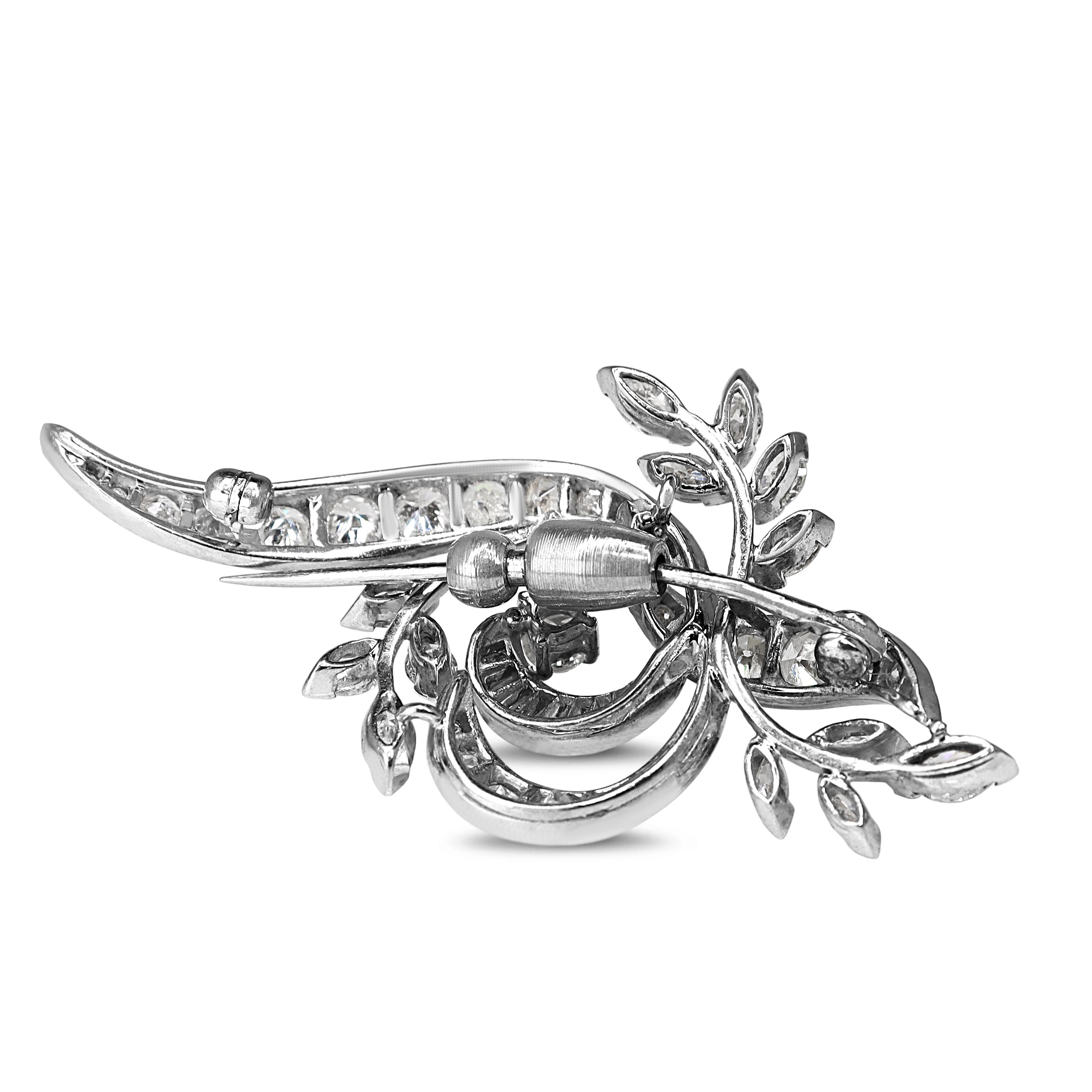 14ct White Gold Vintage Diamond Vine / Floral Brooch