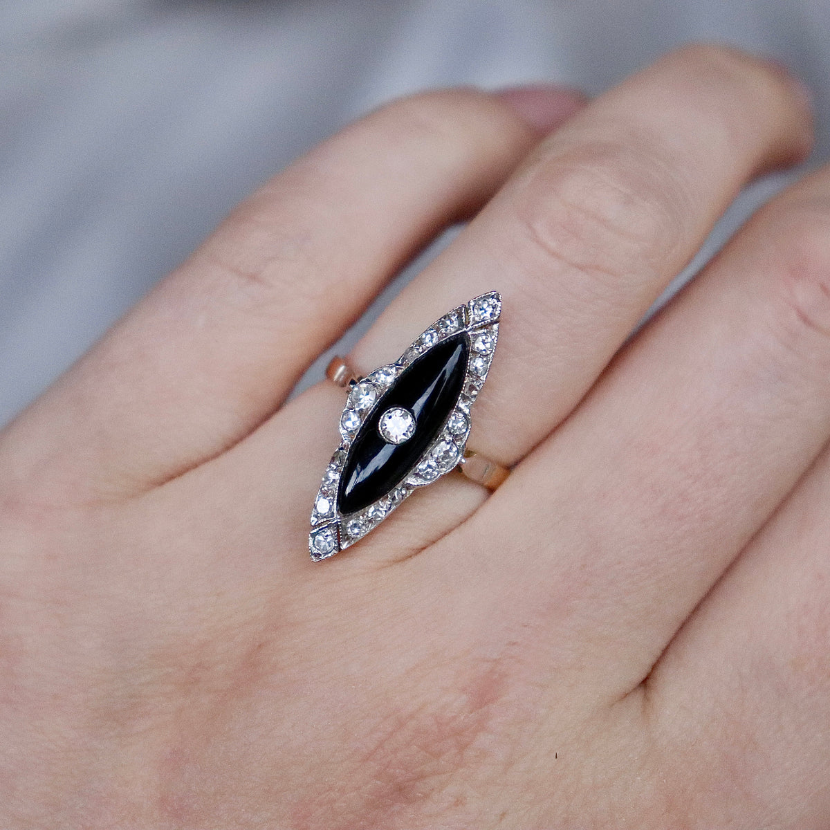 18ct Yellow and White Gold Art Deco Onyx and Old Cut Diamond Ring