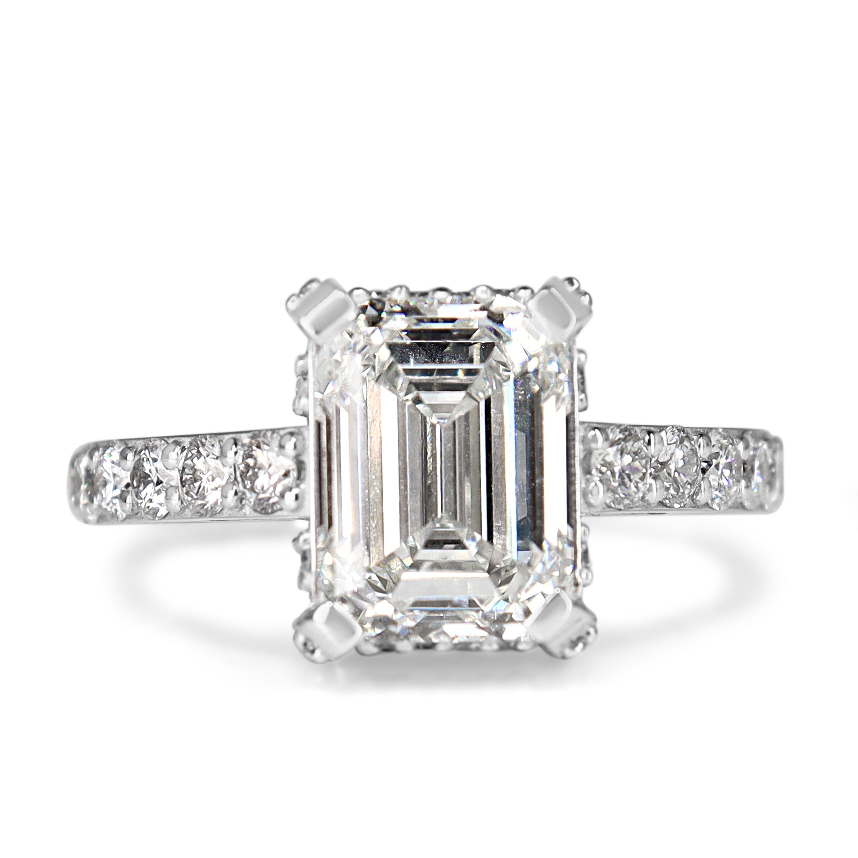 14ct White Gold 2.84ct Emerald Cut Lab Grown Diamond with Natural Diamond Basket/Shoulders