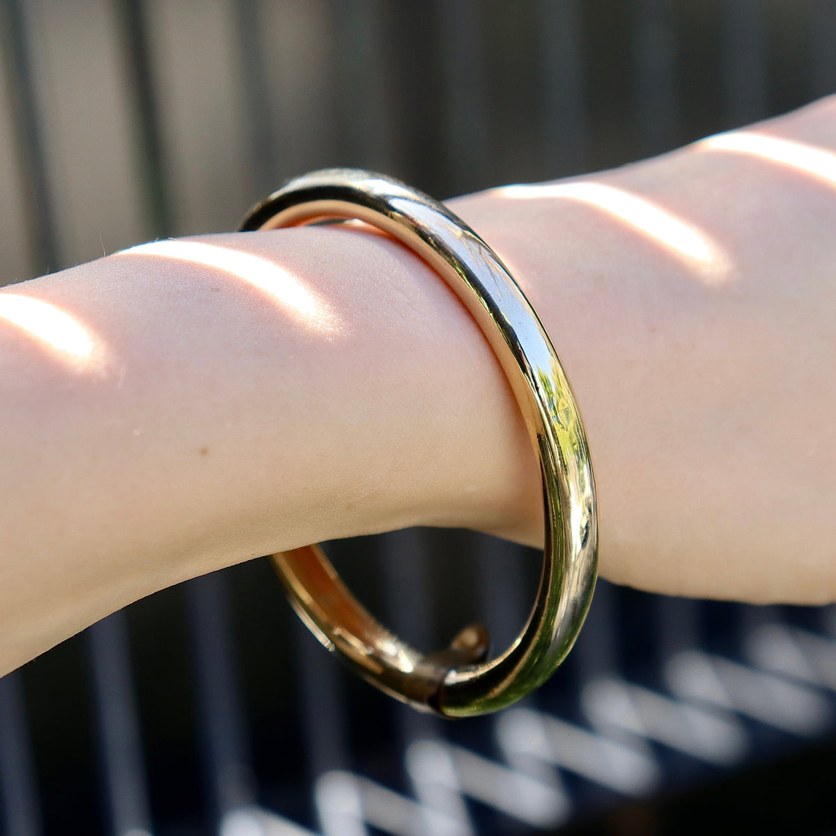 9ct Yellow Gold Hollow Golf Bangle