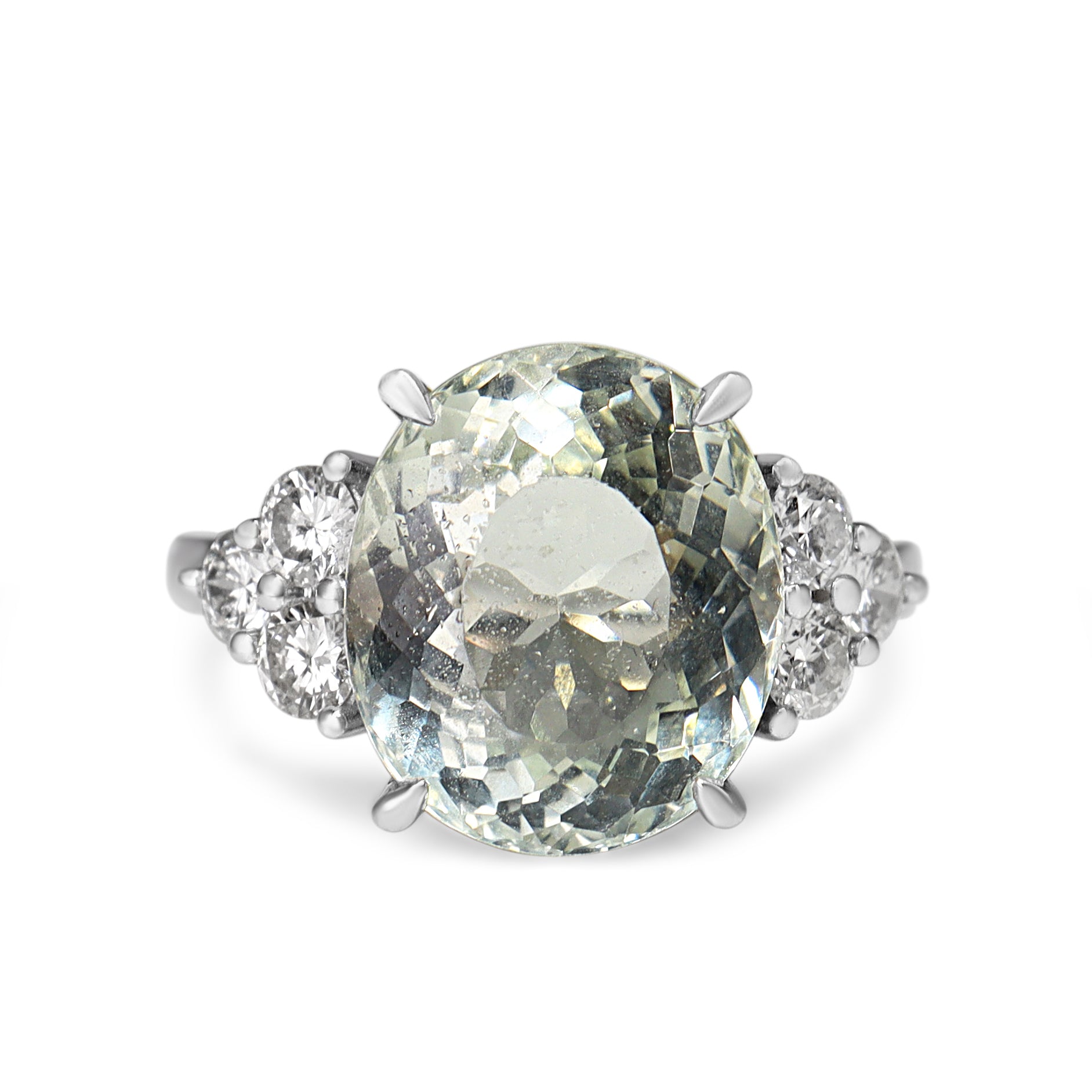 18ct White Gold Aquamarine and Diamond Ring