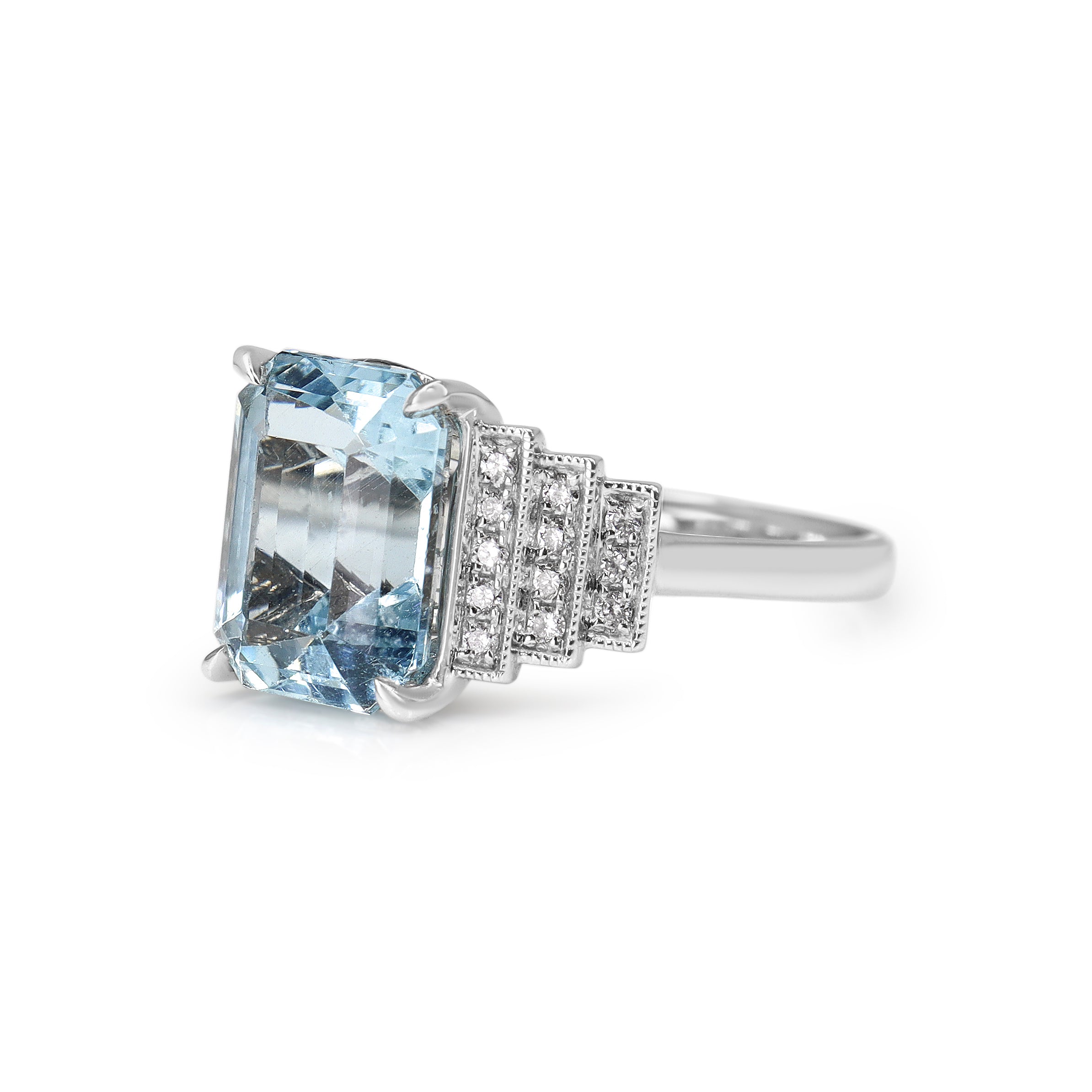 18ct White Gold Aquamarine and Diamond Deco Style Stepped Down Ring