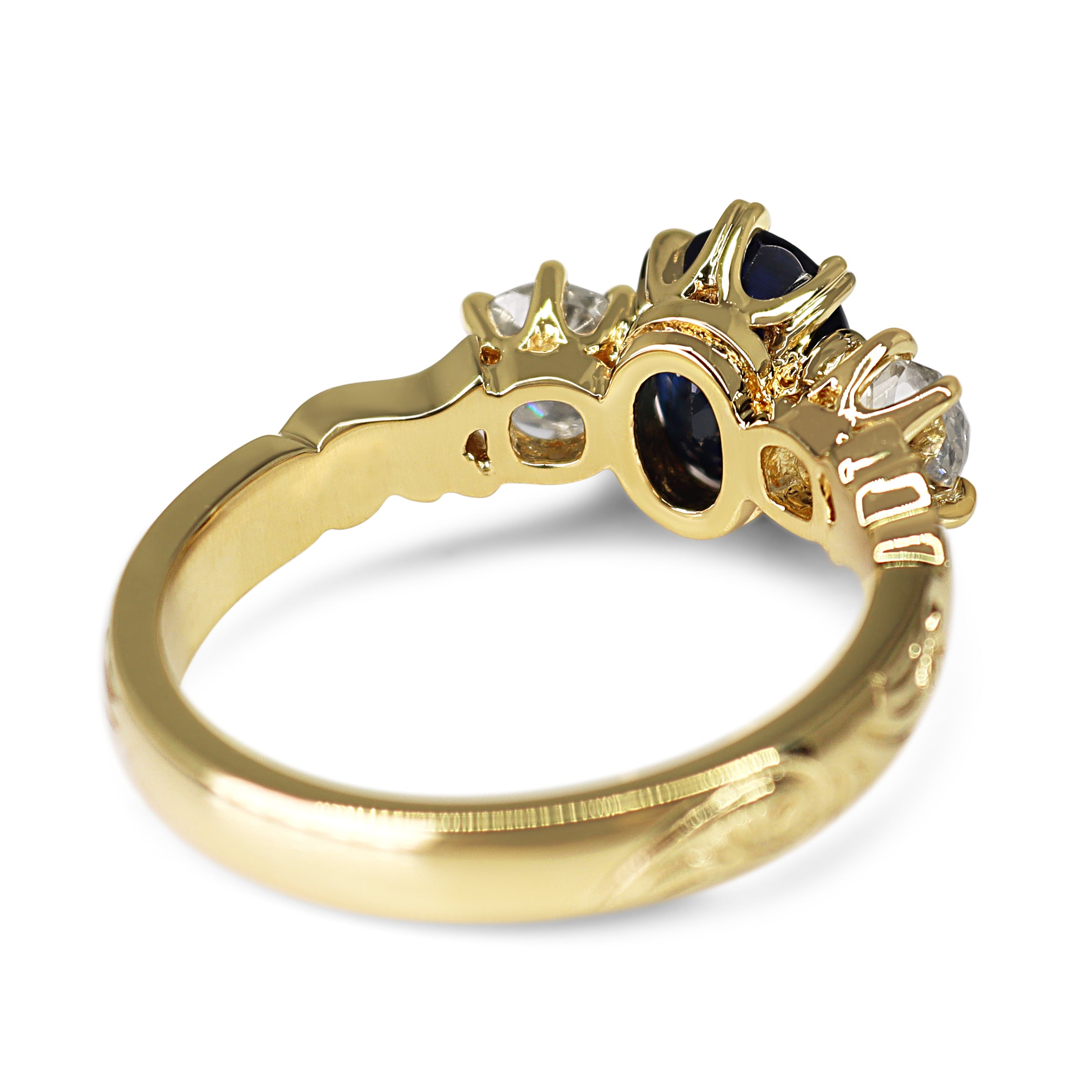 18ct Yellow Gold Antique Style Sapphire and Old Cut Diamond 3 Stone Ring