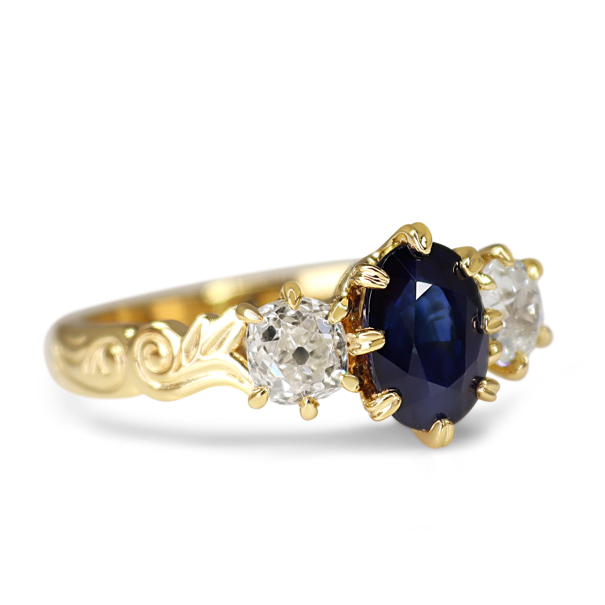 18ct Yellow Gold Antique Style Sapphire and Old Cut Diamond 3 Stone Ring