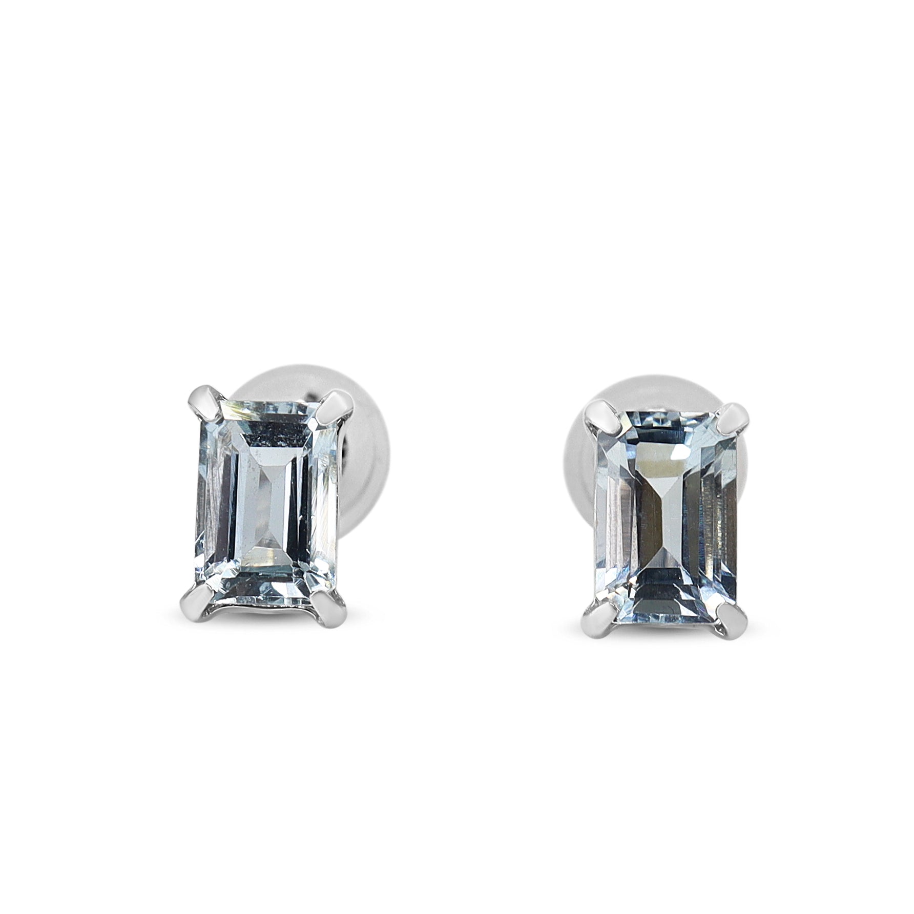 18ct White Gold Aquamarine Stud Earrings