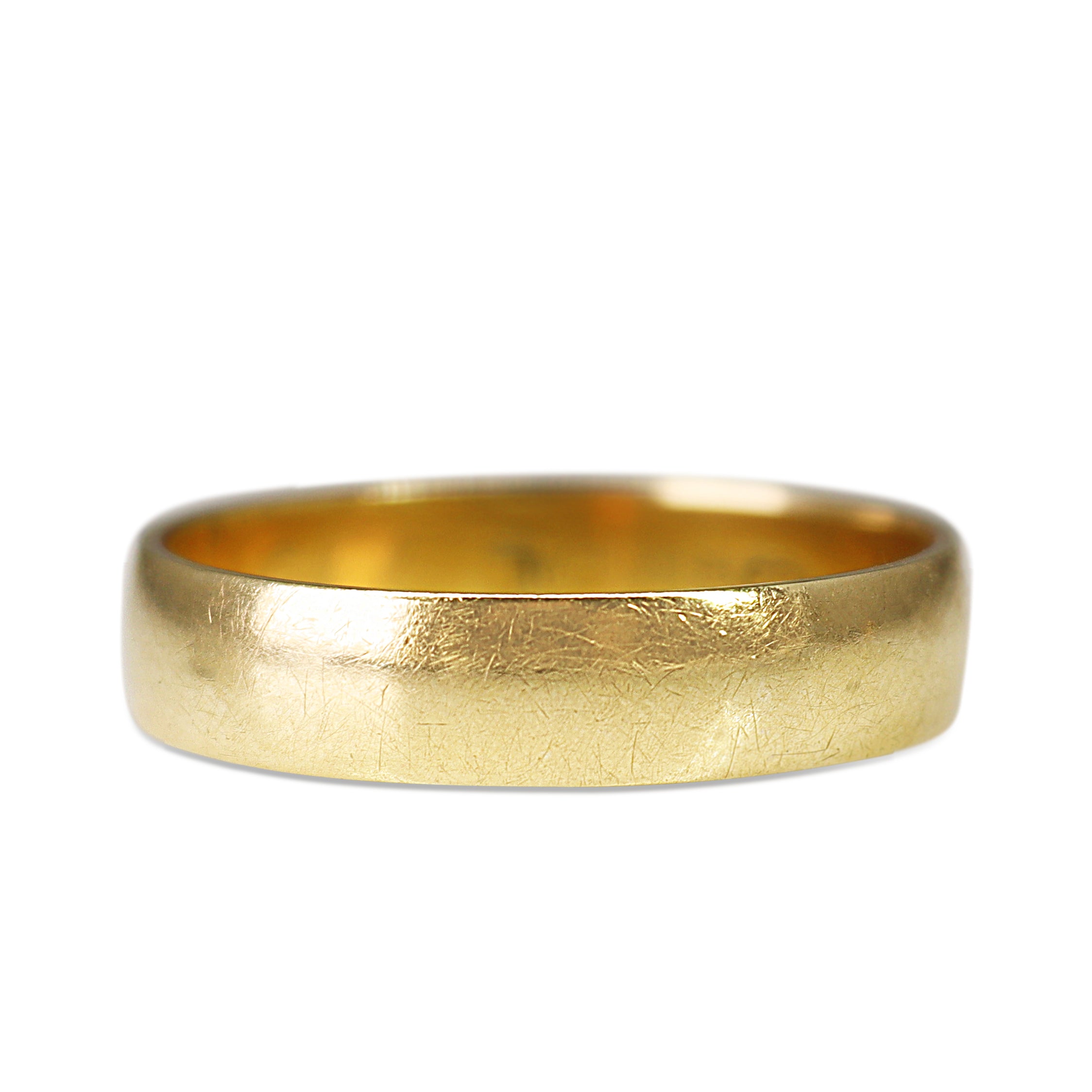 9ct Yellow Gold Plain 4.6mm Wedding Band