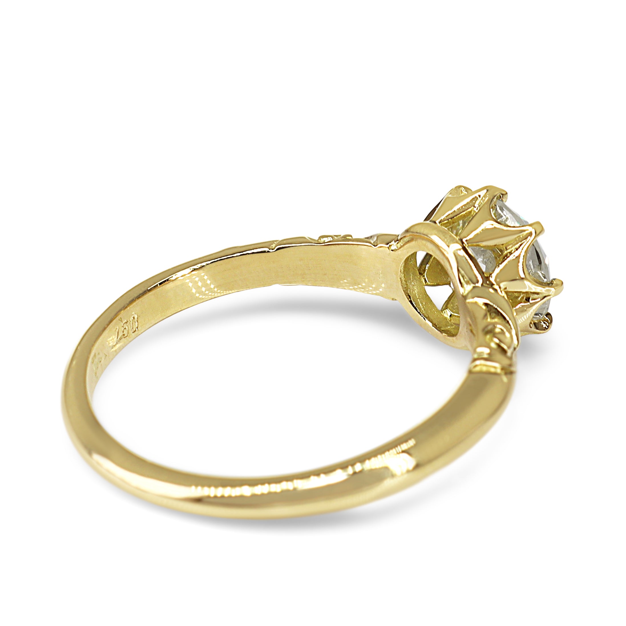 18ct Yellow Gold Antique Style Old Cut Diamond Solitaire Ring with Engraved Shoulders