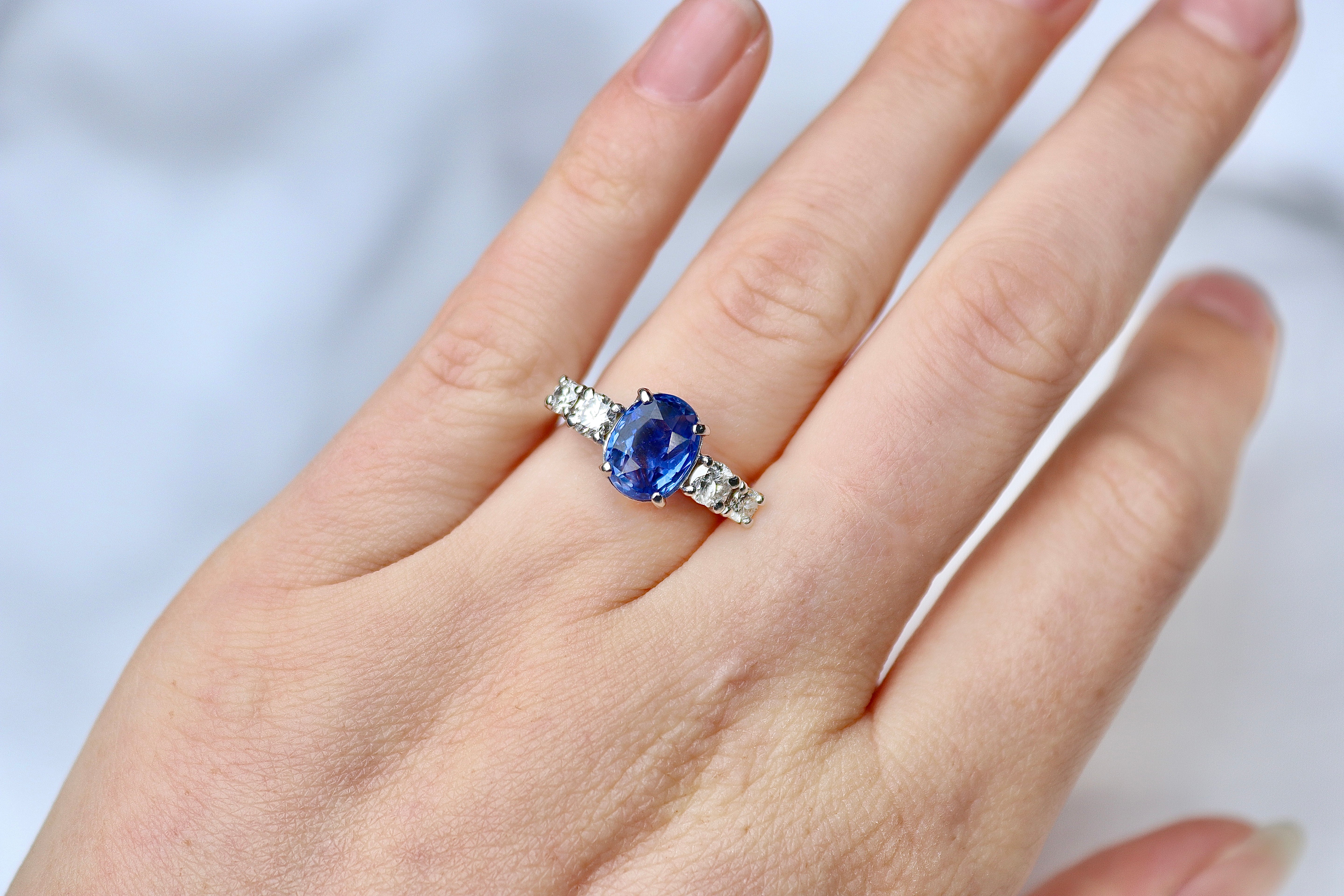18ct White Gold Sapphire and Diamond 5 Stone Ring