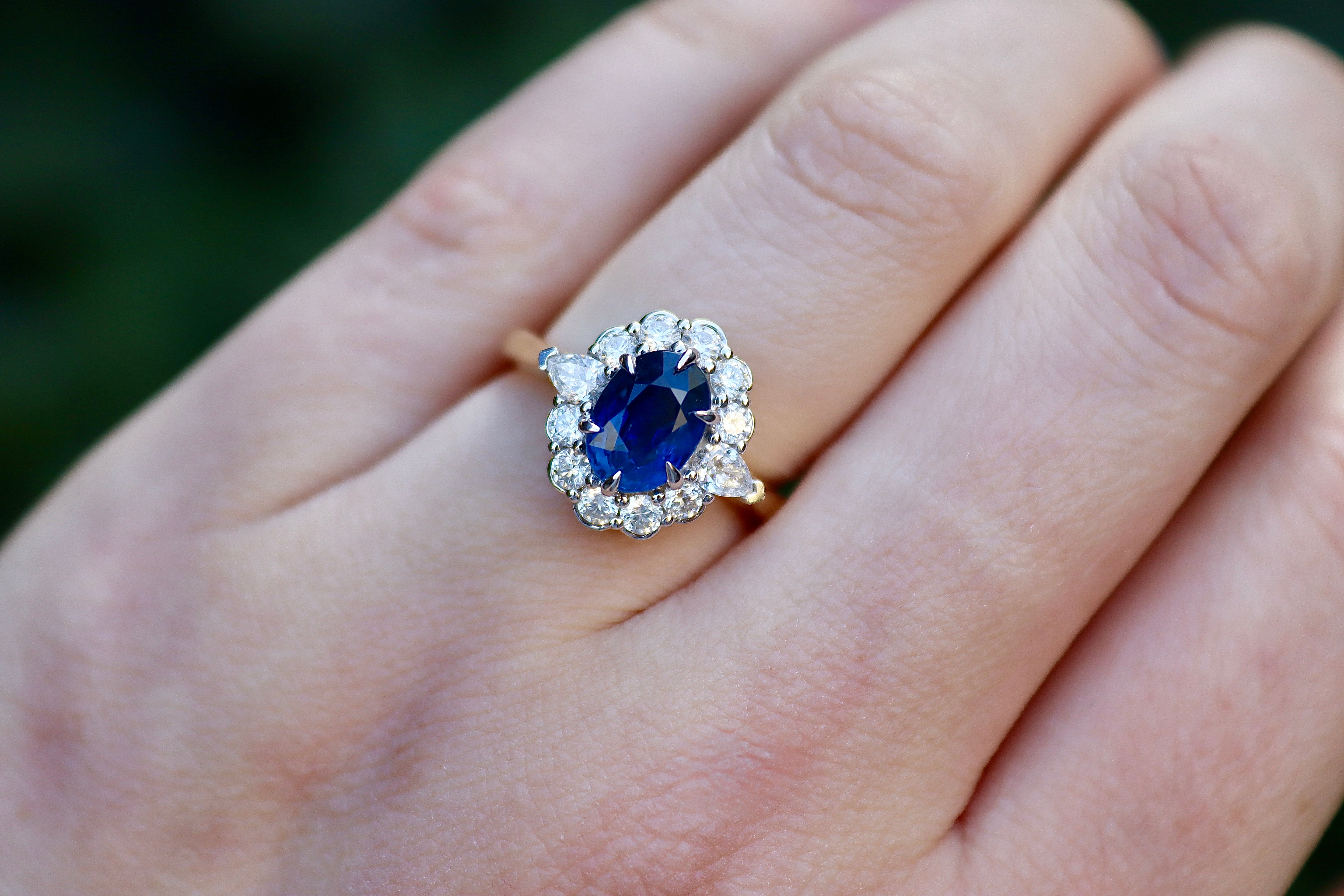 18ct Yellow and White Gold Sapphire and Diamond Daisy Ring