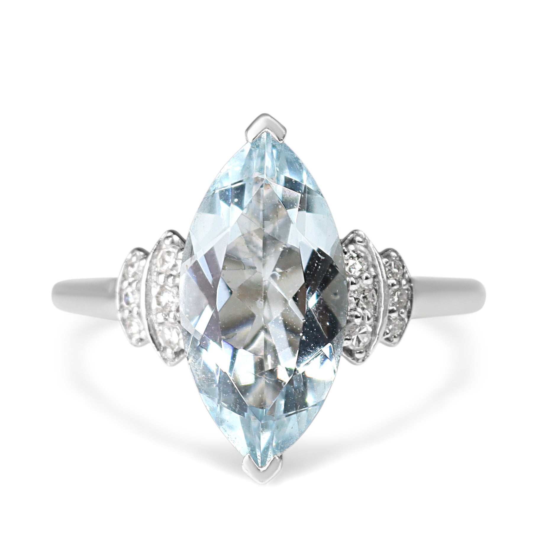 9ct White Gold Aquamarine and Step Down Diamond Ring