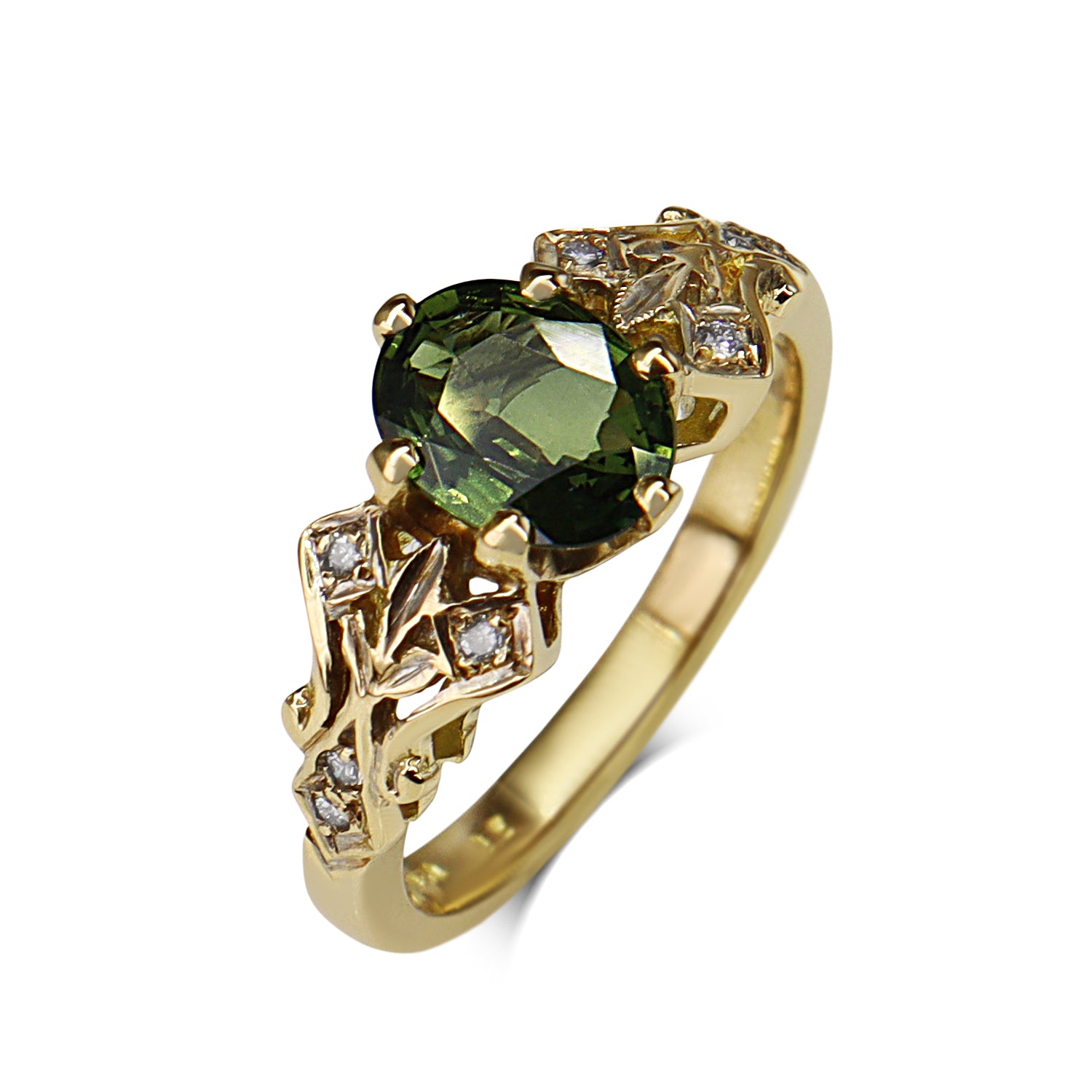 18ct Yellow Gold Green Sapphire and Diamond Vintage Style Ring
