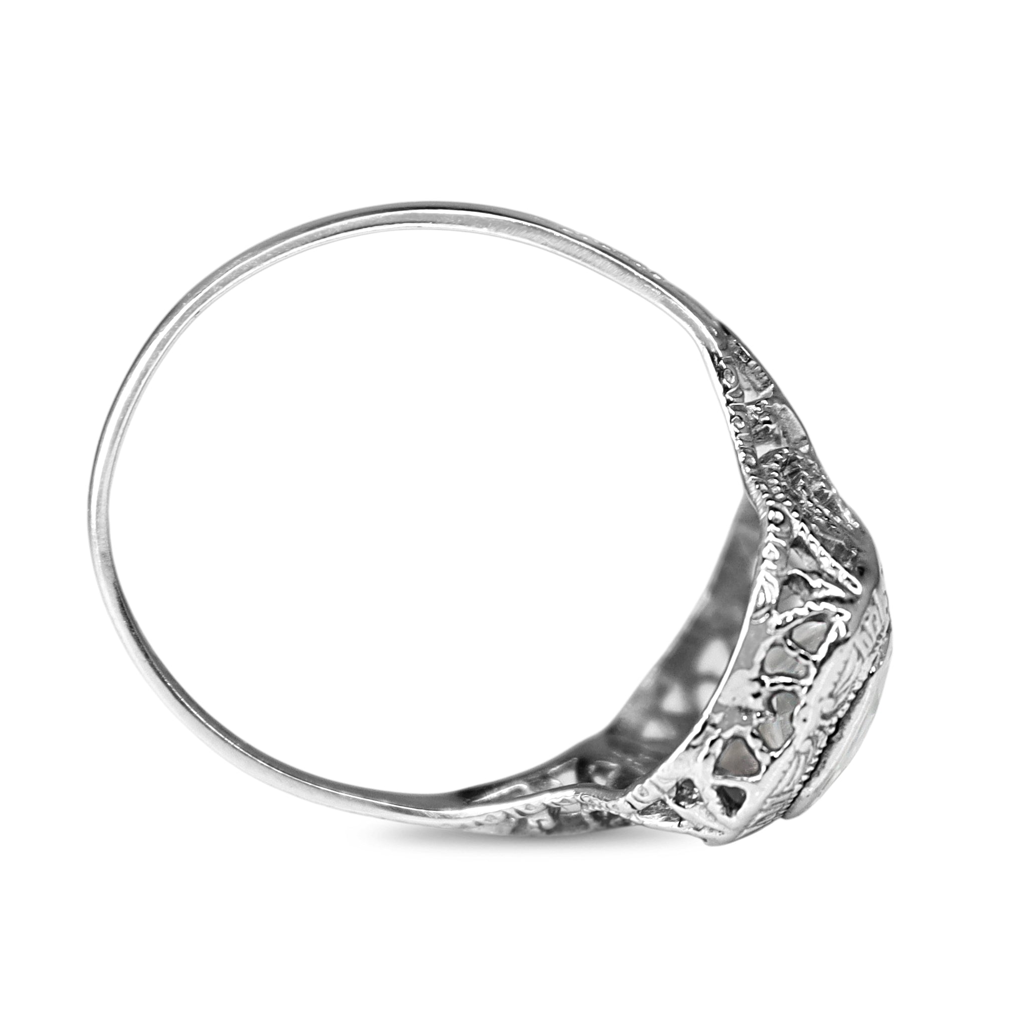 14ct White Gold Vintage Aquamarine Filigree Ring