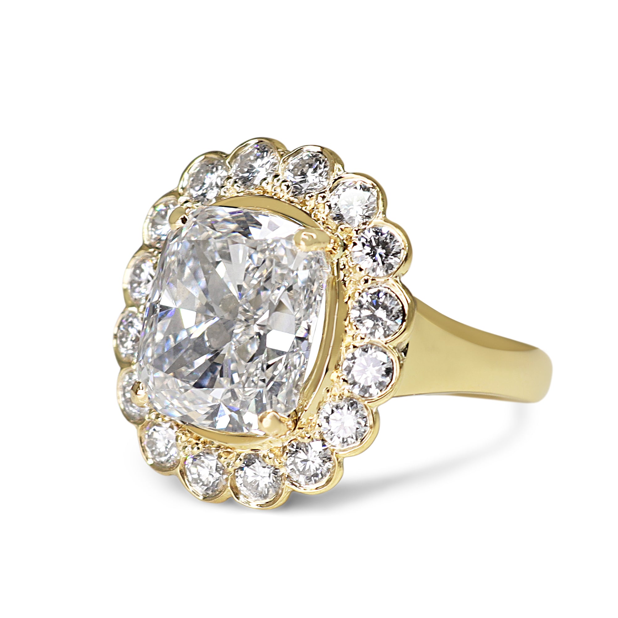 18ct Yellow Gold Lab Grown 5.03ct Cushion Cut Diamond Daisy Ring