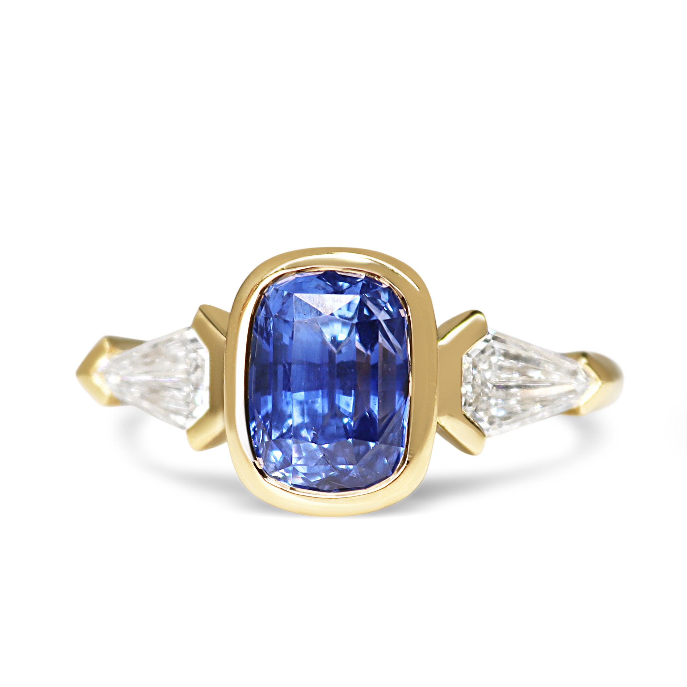 18ct Yellow Gold Sapphire and Sheild Cut Diamond 3 Stone Ring