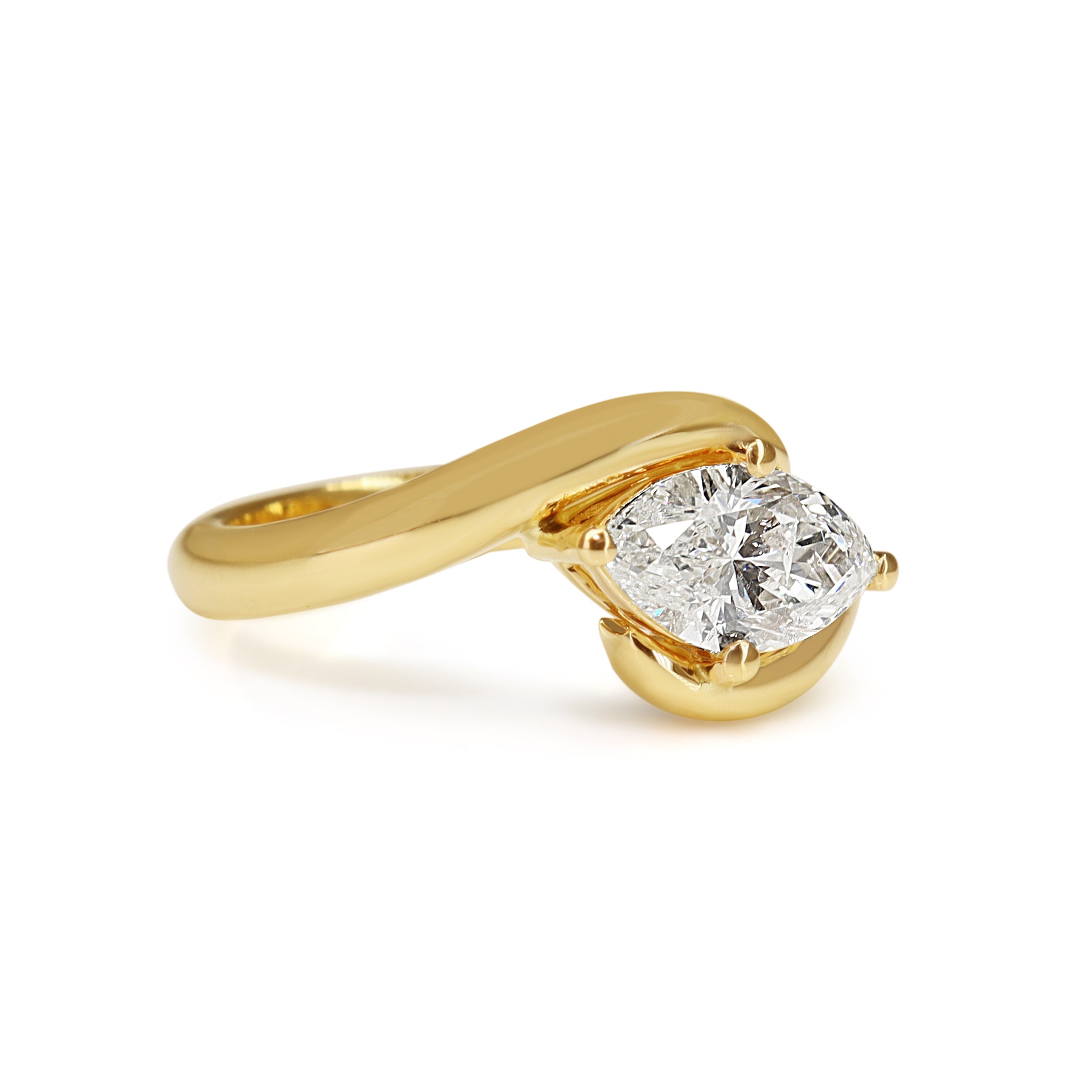 18ct Yellow Gold East West Marquise Diamond Twist Solitaire Ring
