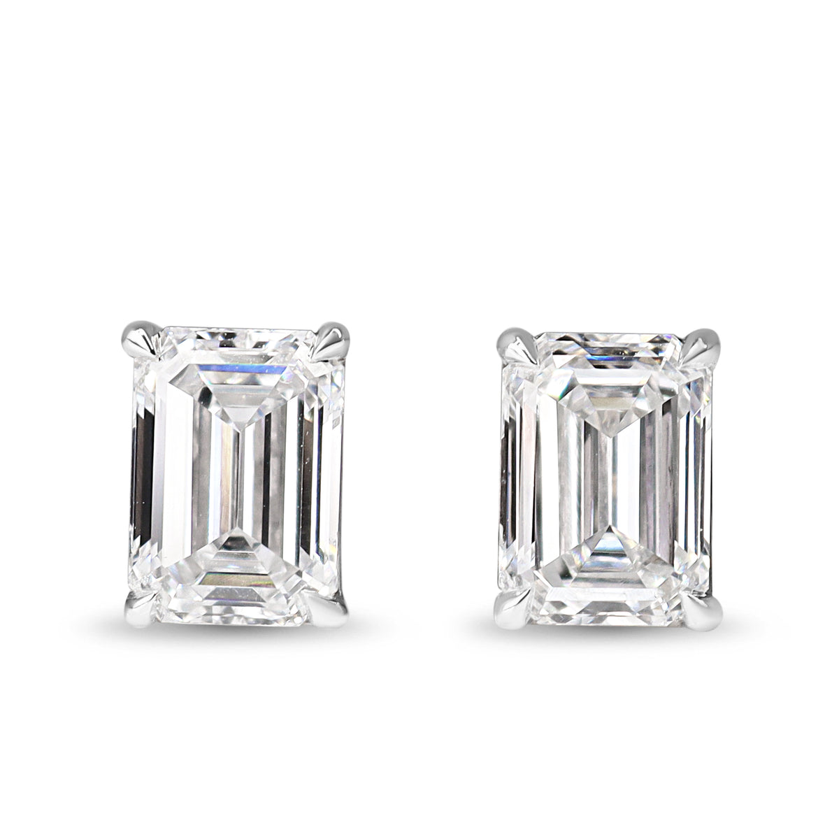 18ct White Gold 2.00ct Emerald Cut Lab Grown Diamond Stud Earrings