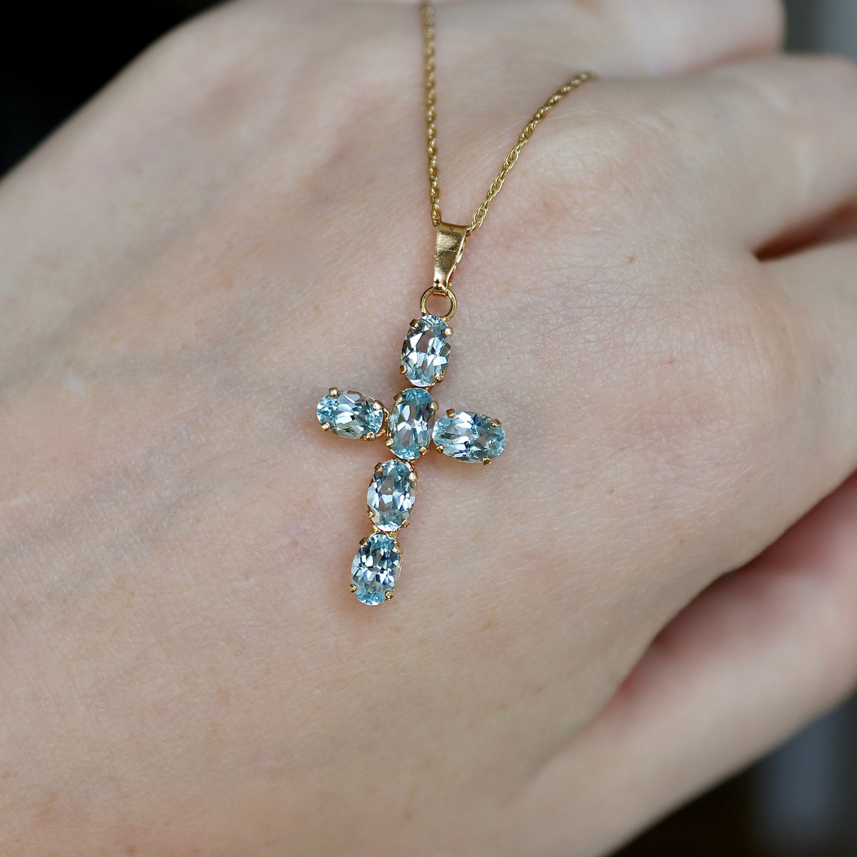 14ct Yellow Gold Aquamarine Cross Necklace