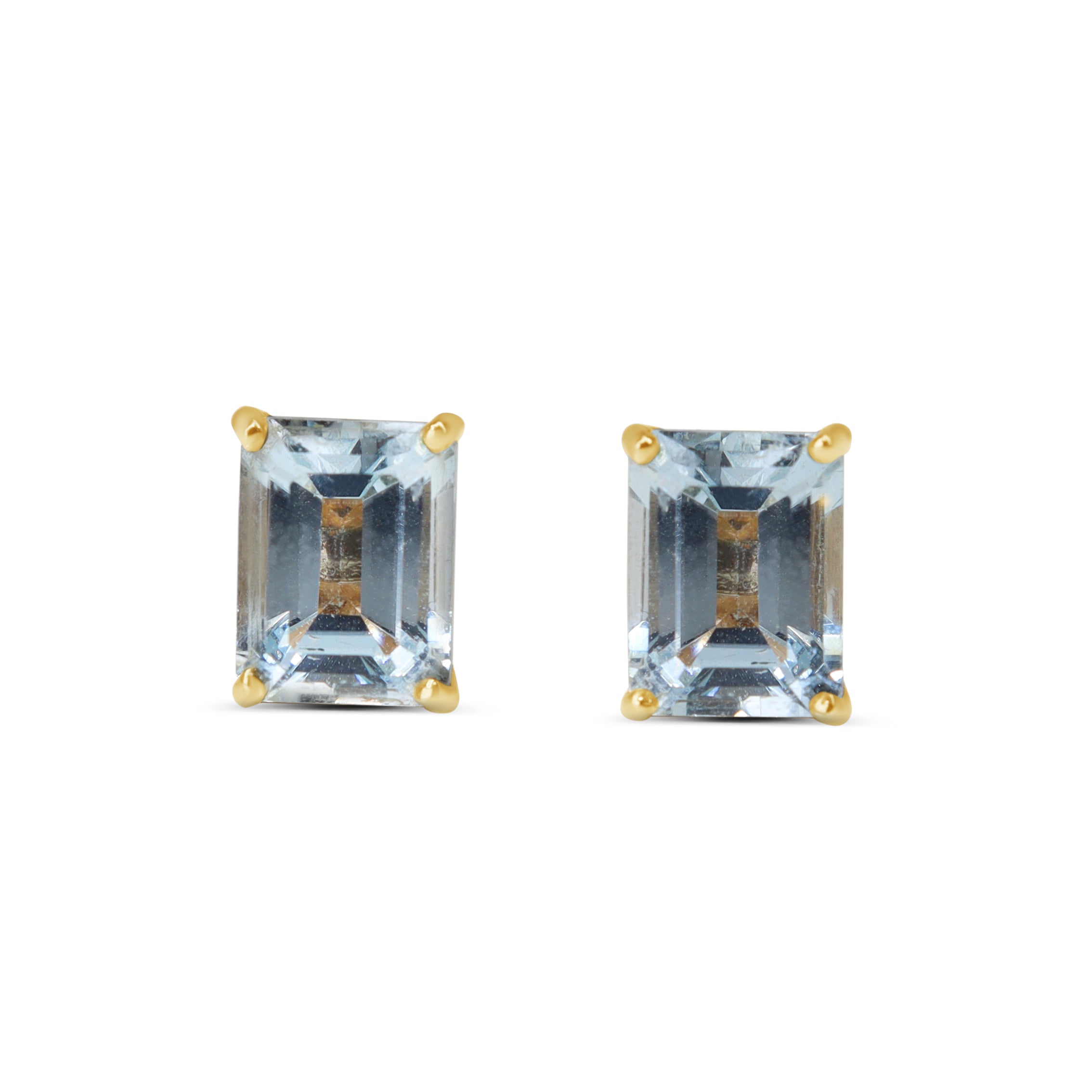9ct Yellow Gold Aquamarine Stud Earrings