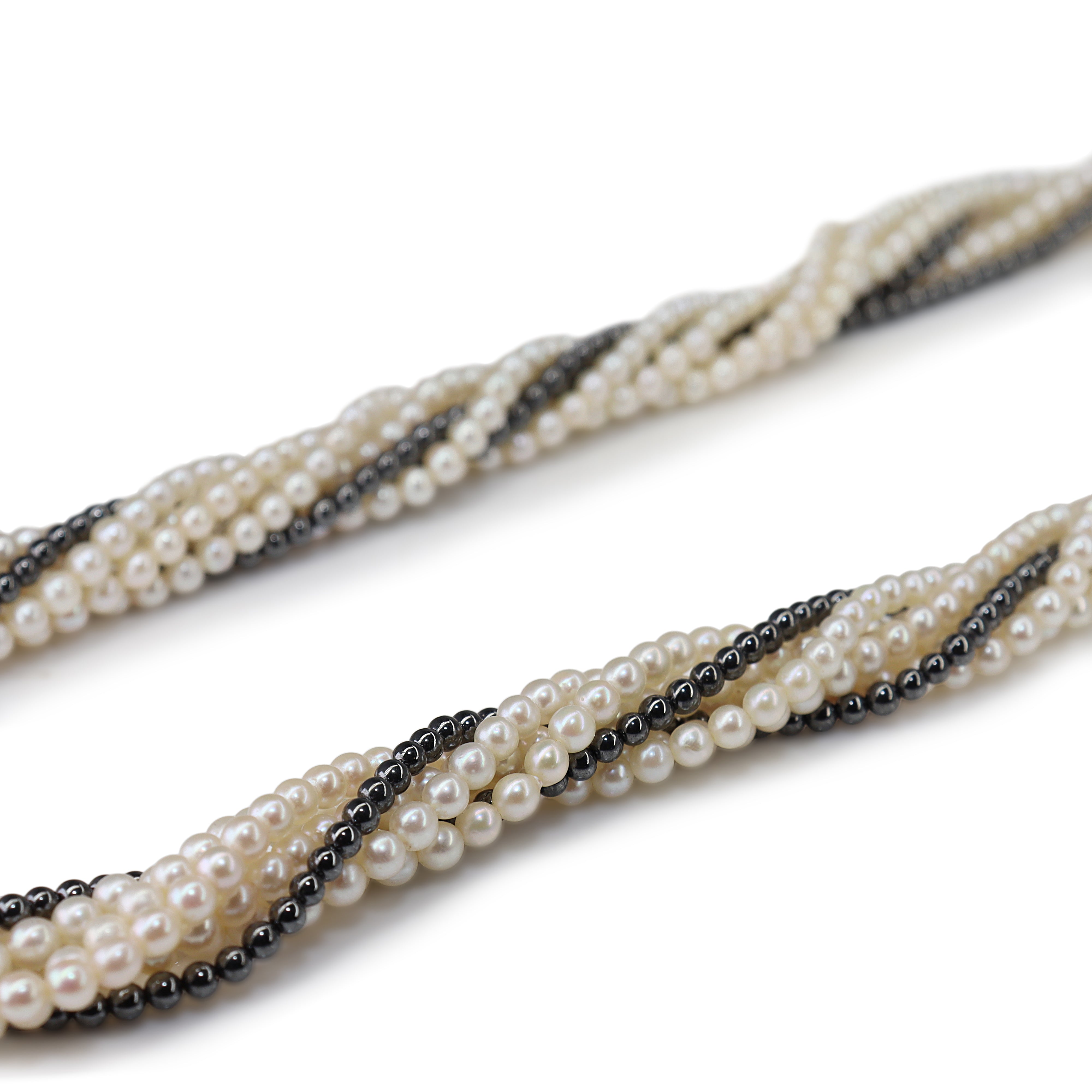 9ct Yellow Gold Vintage Seed Pearl and Hematite Necklace