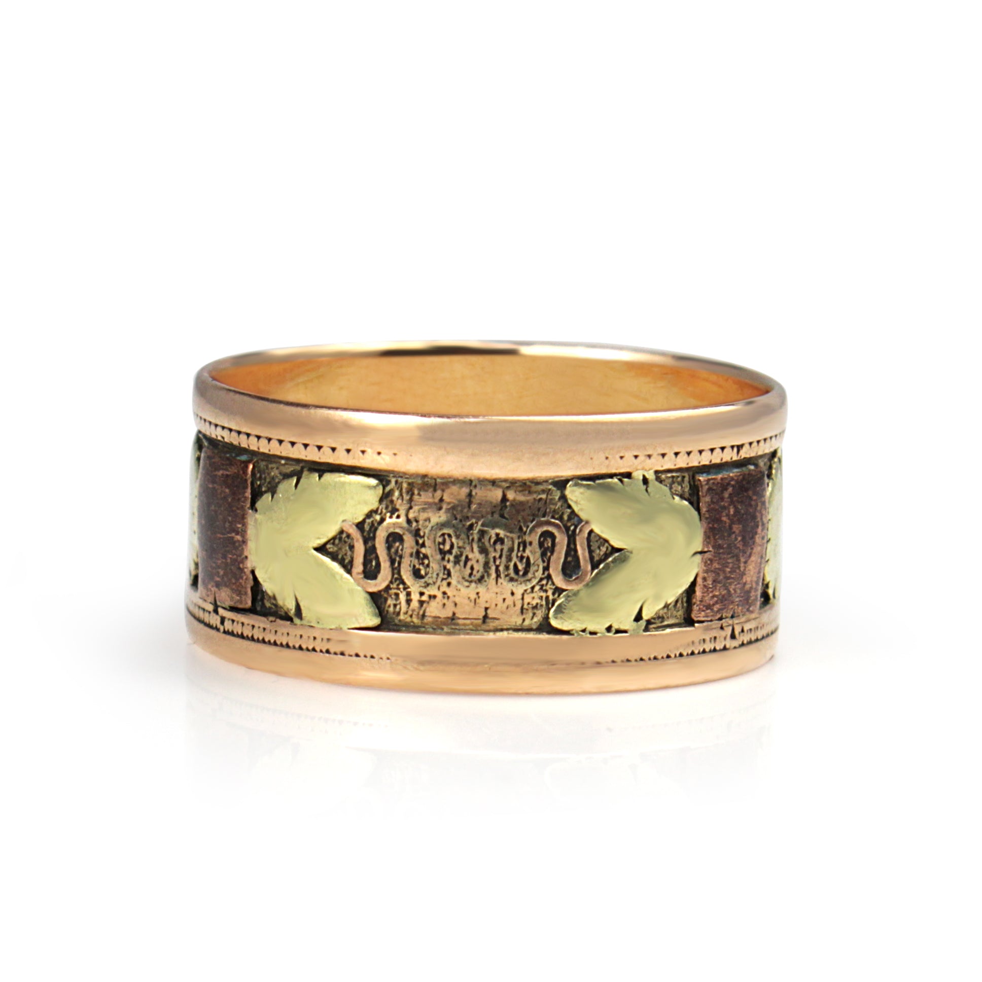 Reverse view of 14ct three-tone antique ring showing the decorative band design