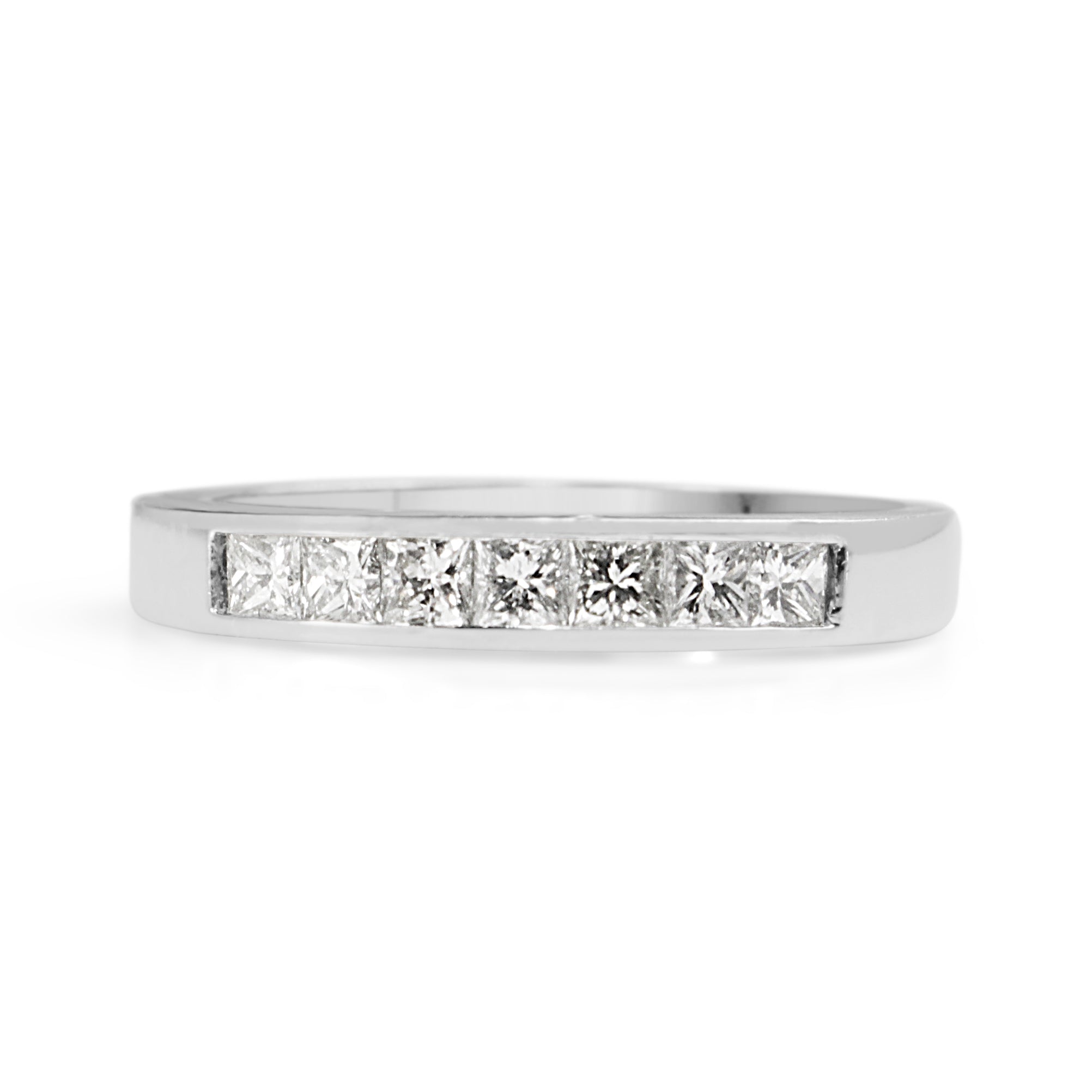 18ct white gold 0.25ct princess cut diamond wedding band front view