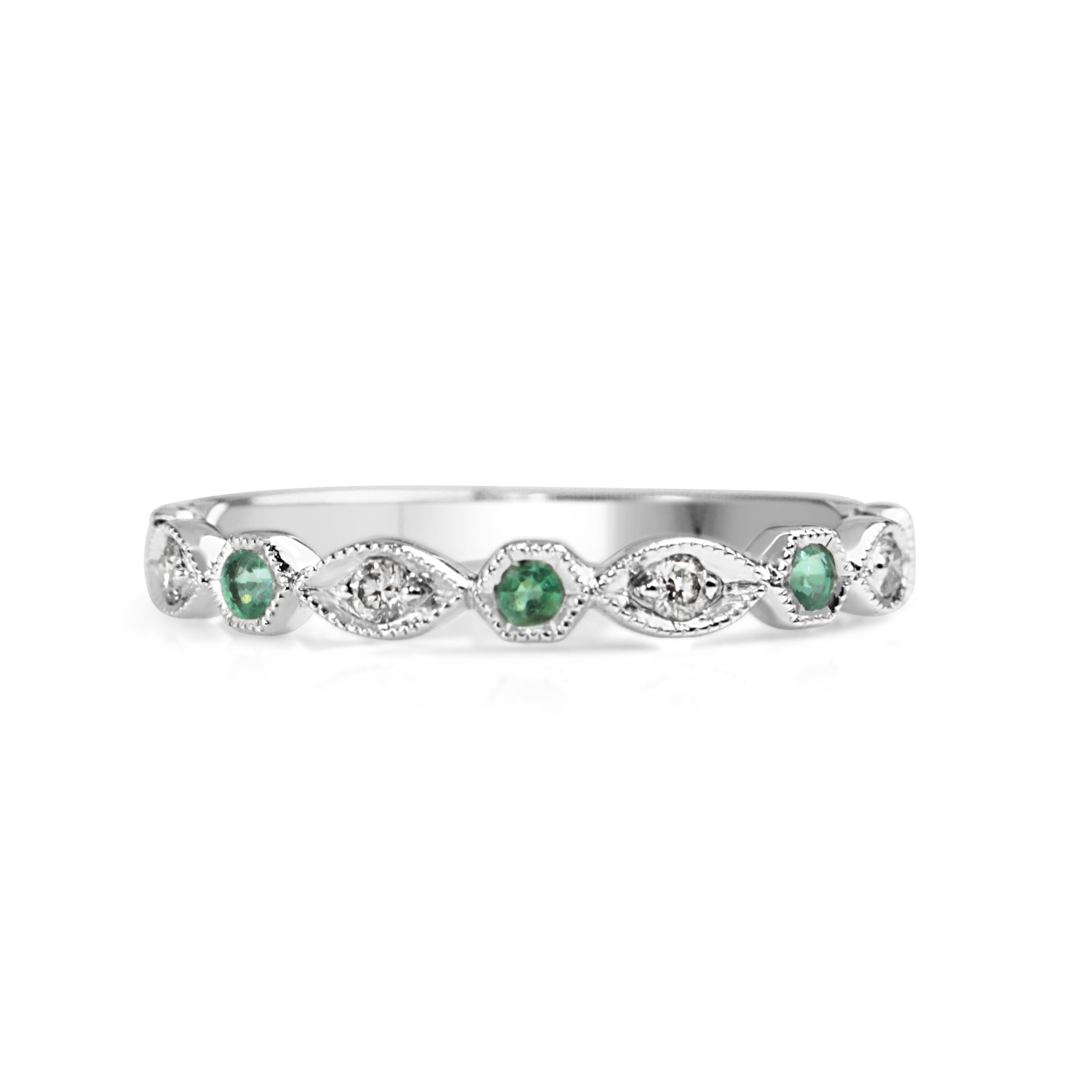 9ct white gold emerald and diamond vintage style ring front view