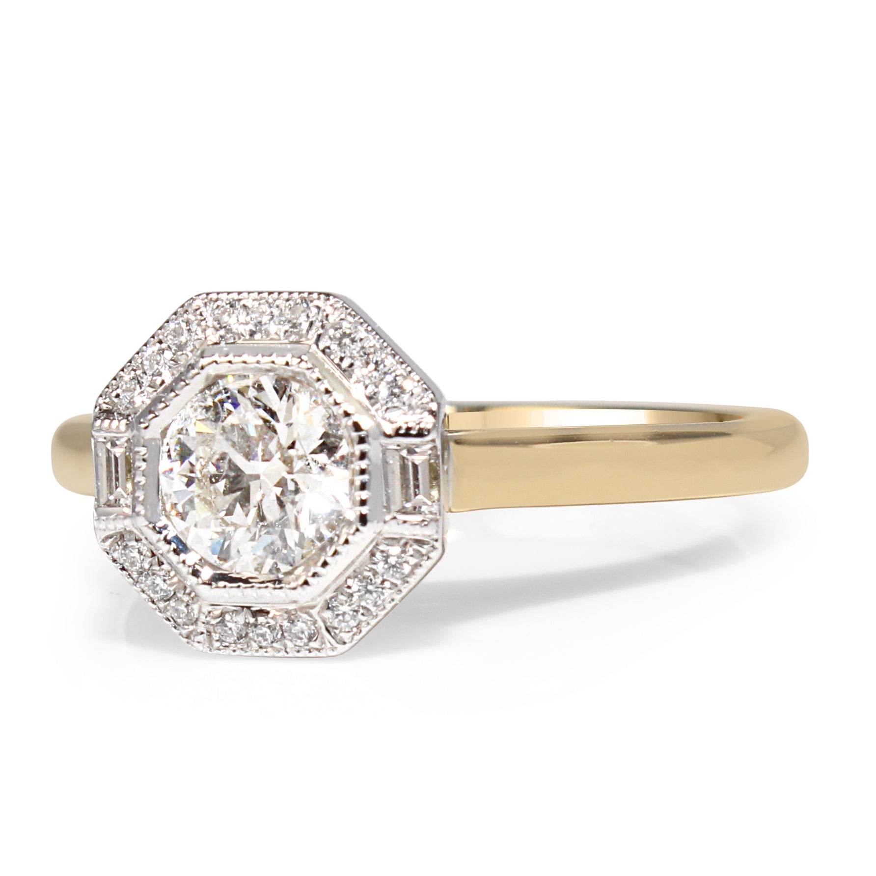 luxury diamond engagement ring Australia