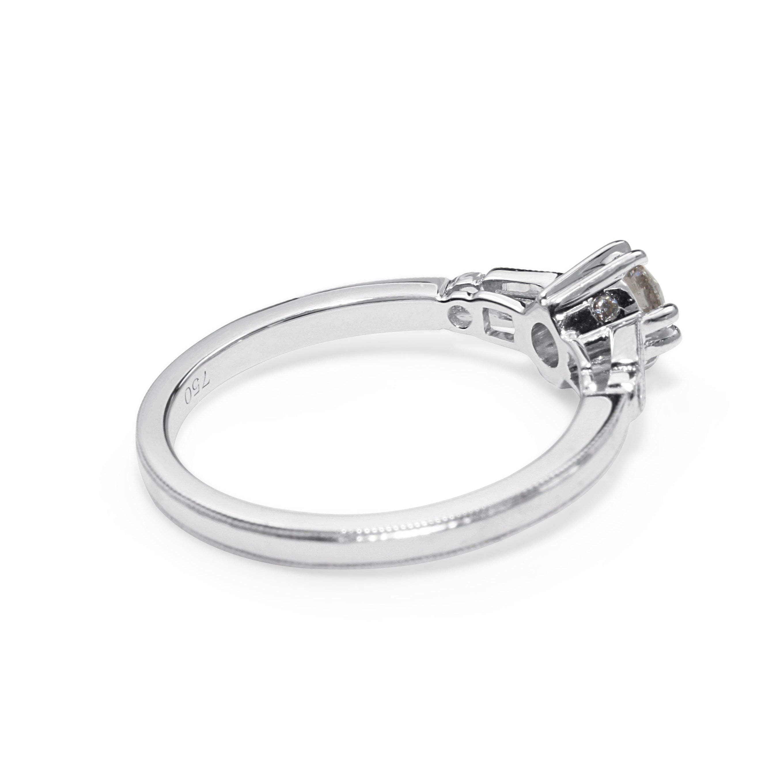 18ct White Gold Diamond Solitaire Ring Classic Vintage