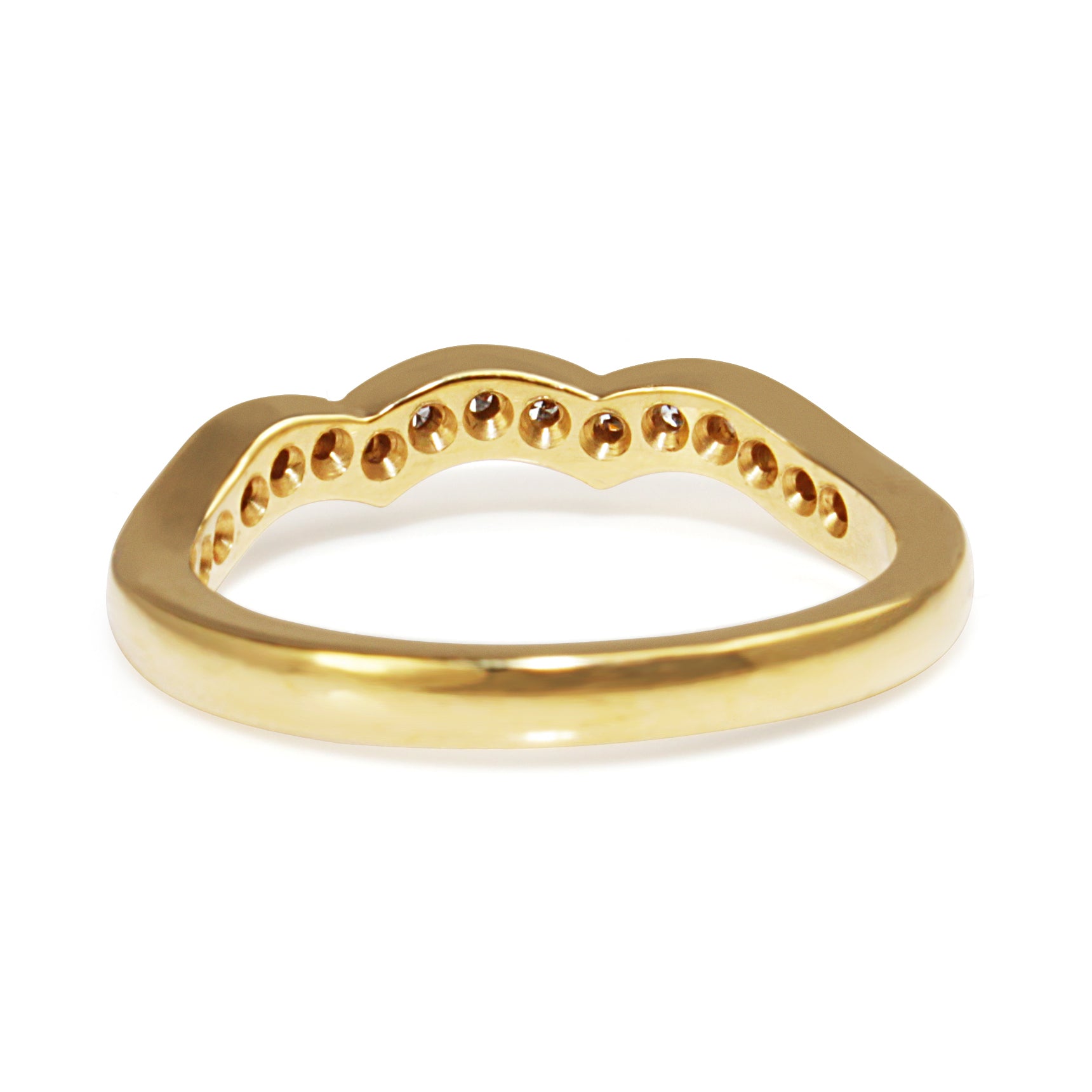 18ct Yellow Gold Shaped Diamond Band
