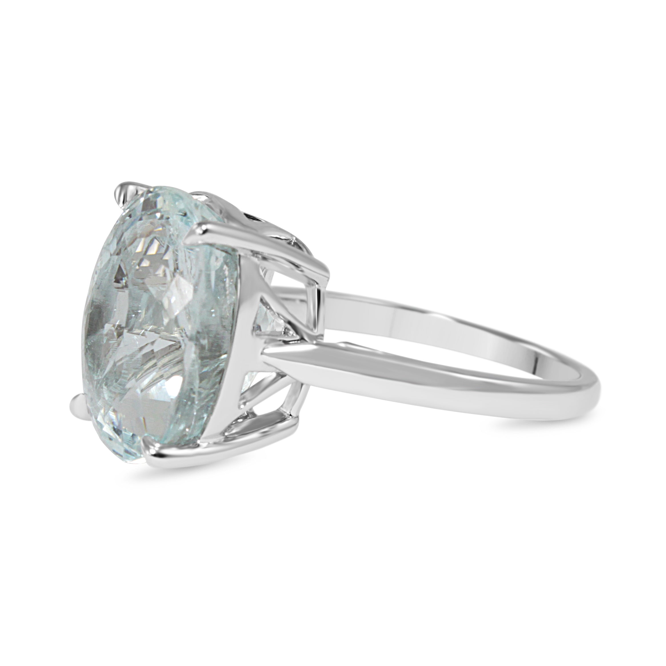 18ct White Gold Aquamarine Solitaire Ring