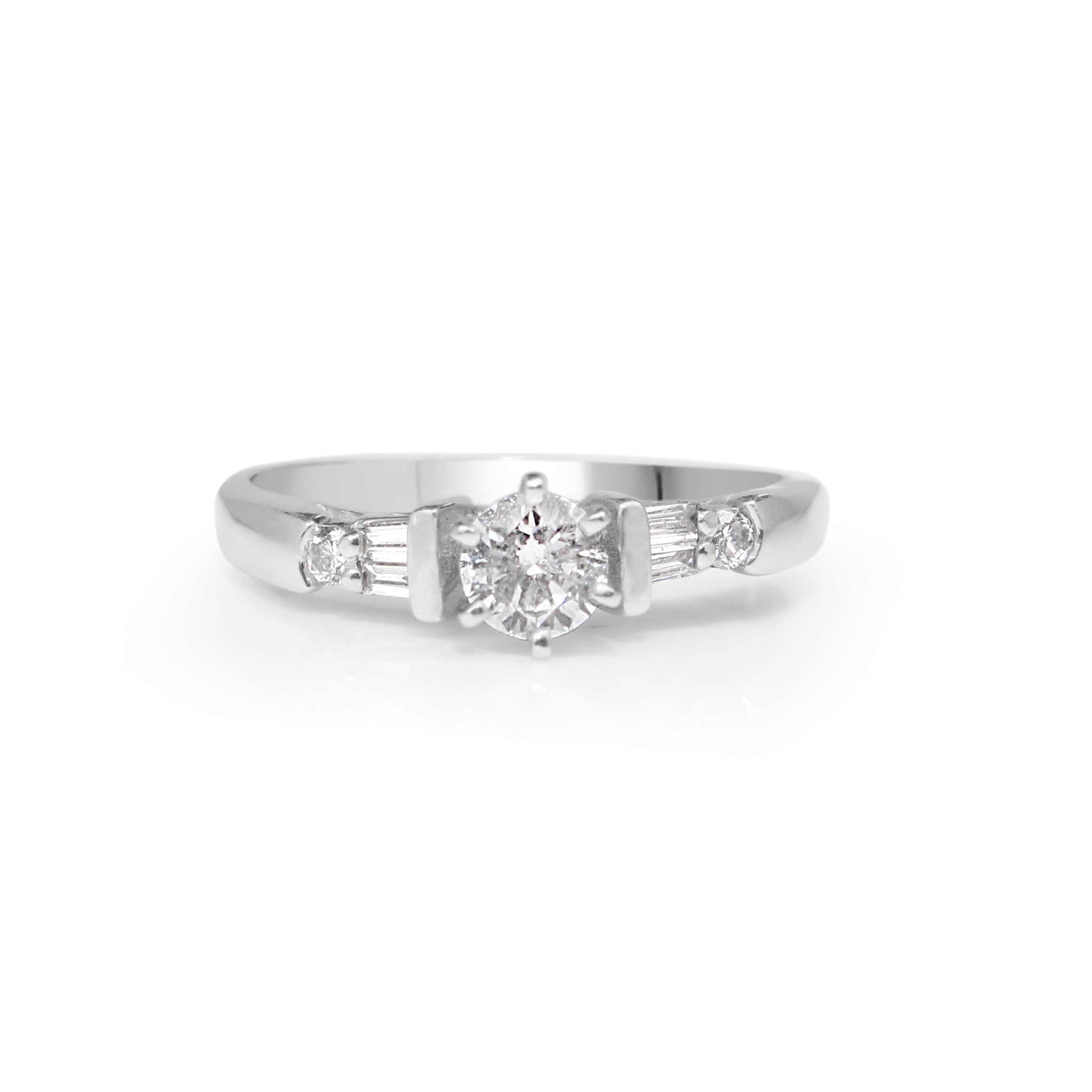 Classic Platinum Diamond Solitaire Engagement Ring – Premium Diamond Jewellery Australia