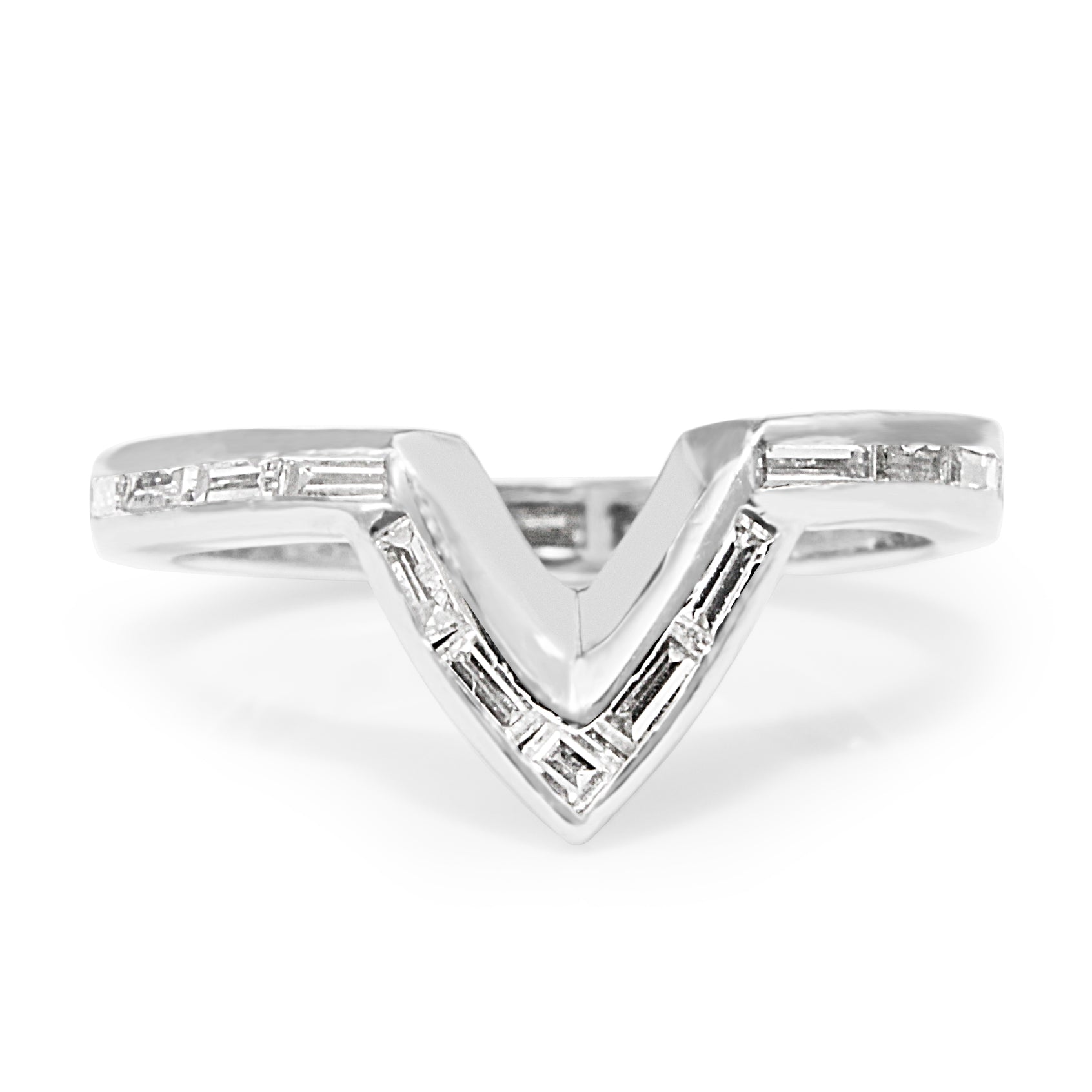 Front view of platinum 1.20ct V shape baguette diamond band