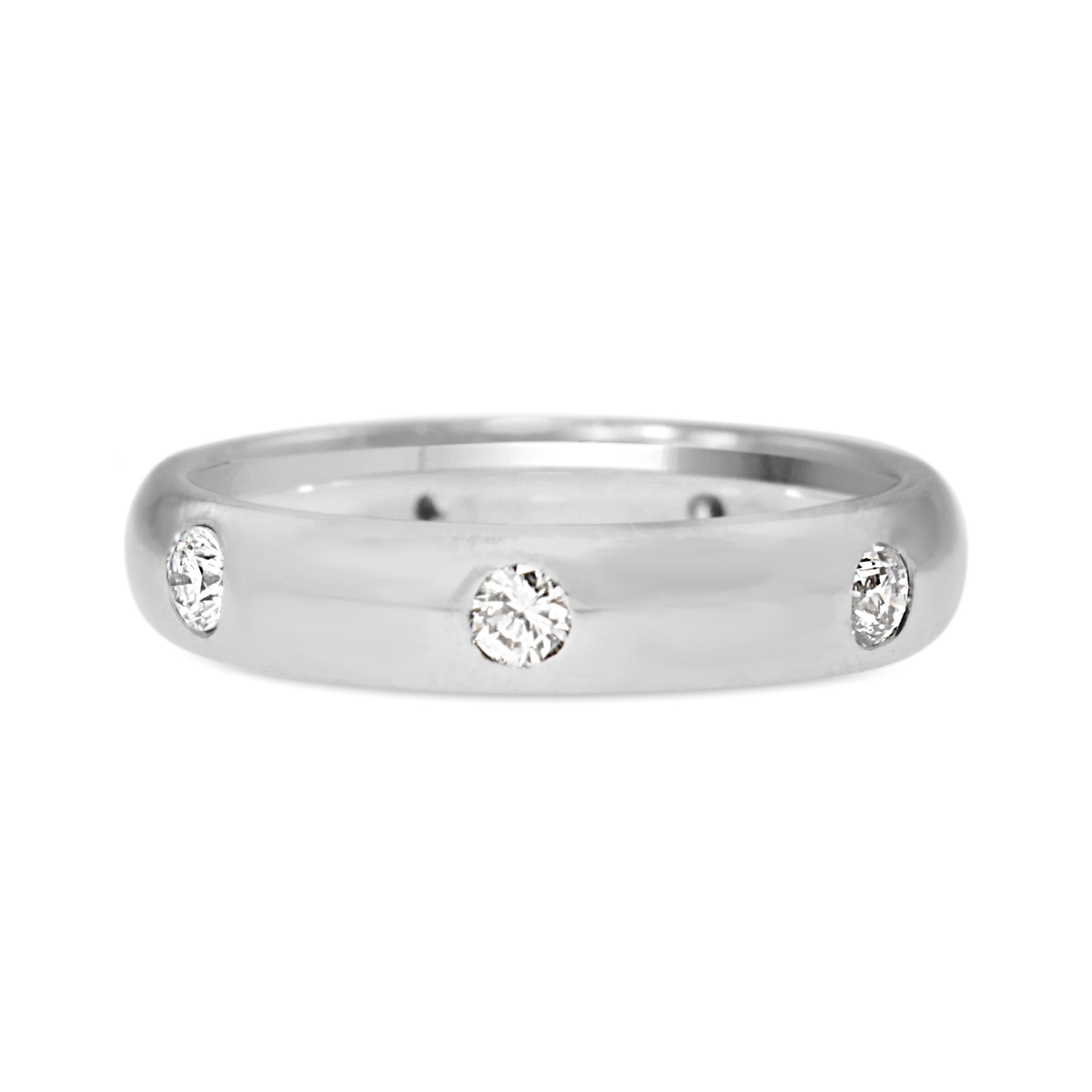 Platinum 0.35ct rubbed-in diamond wedding band front view